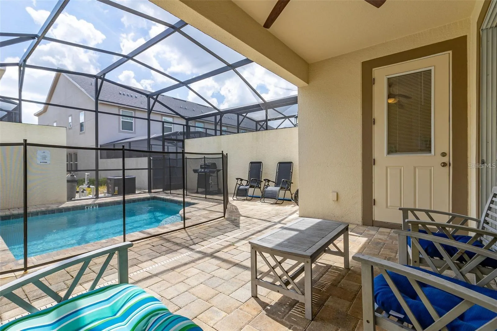 1594 CAREY PALM CIR