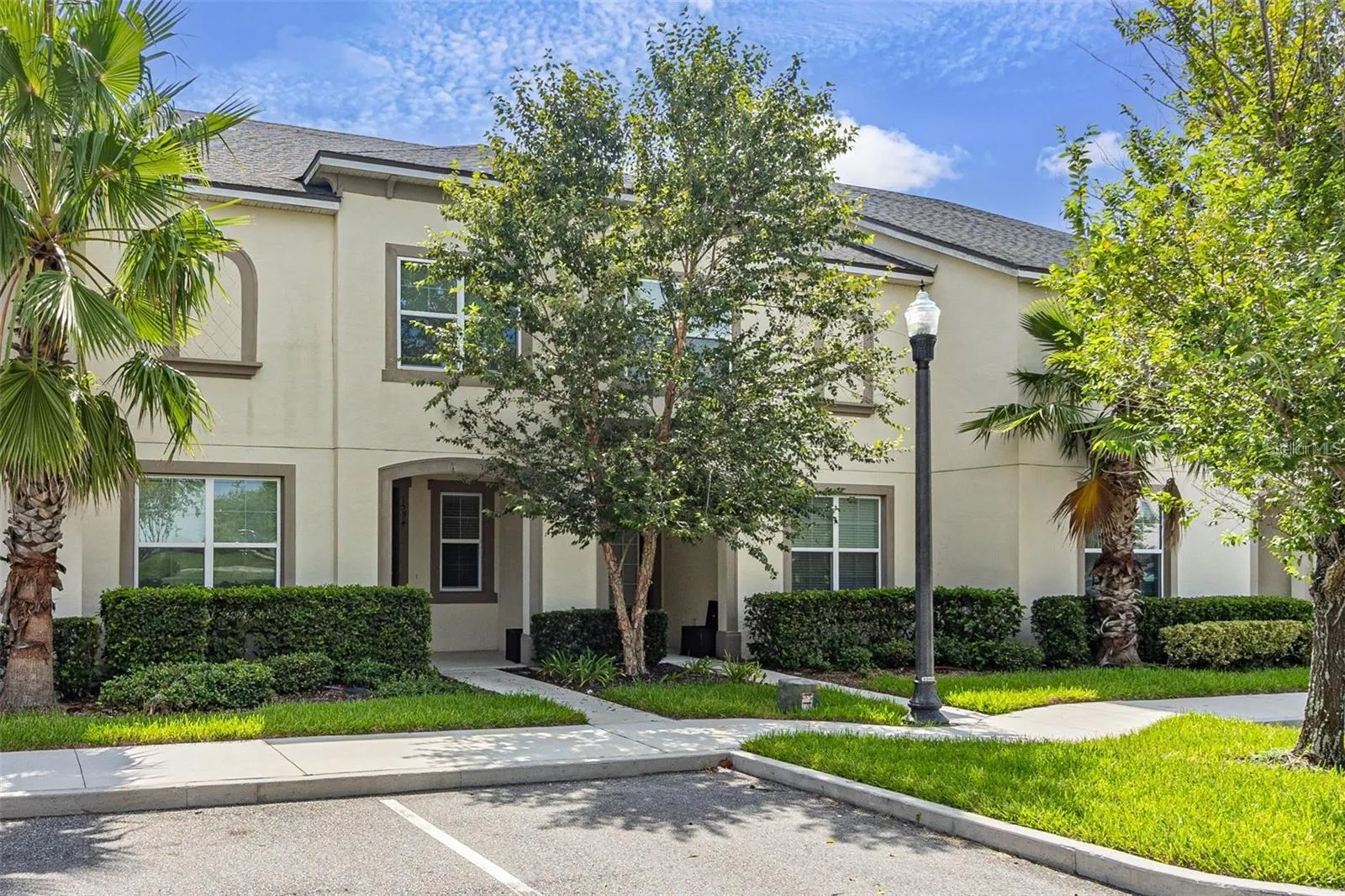 1594 CAREY PALM CIR