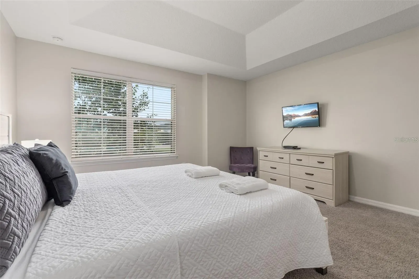 1594 CAREY PALM CIR