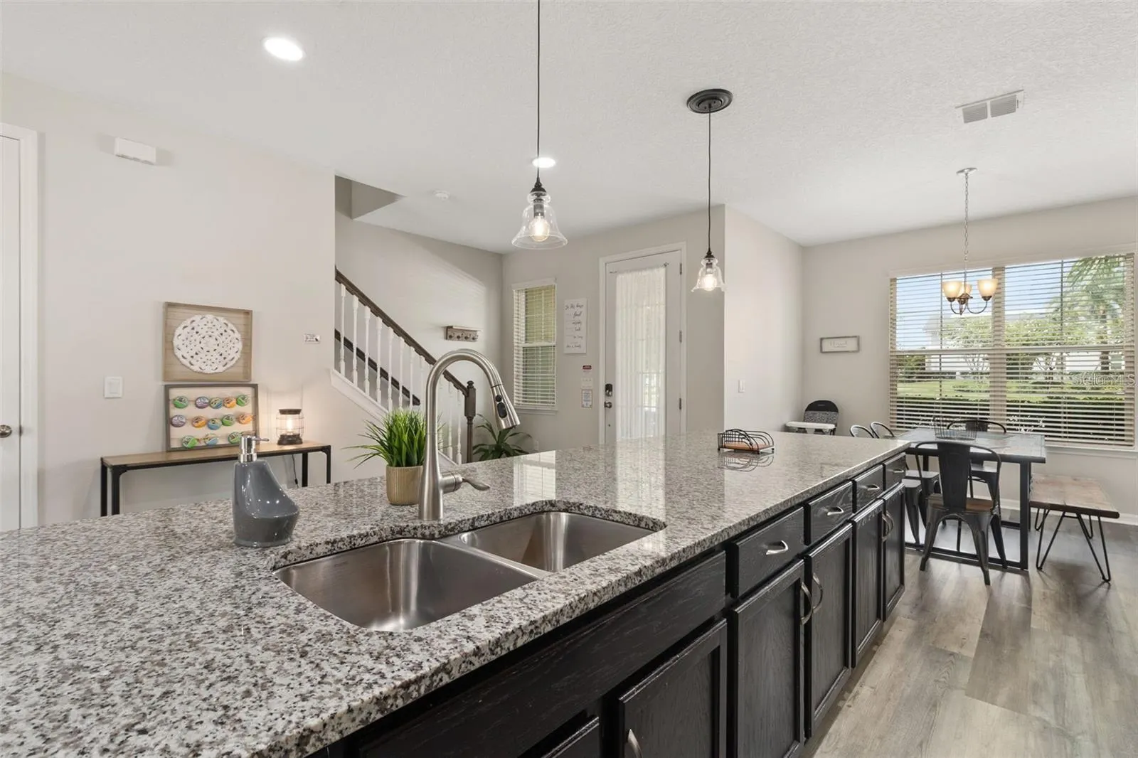 1594 CAREY PALM CIR