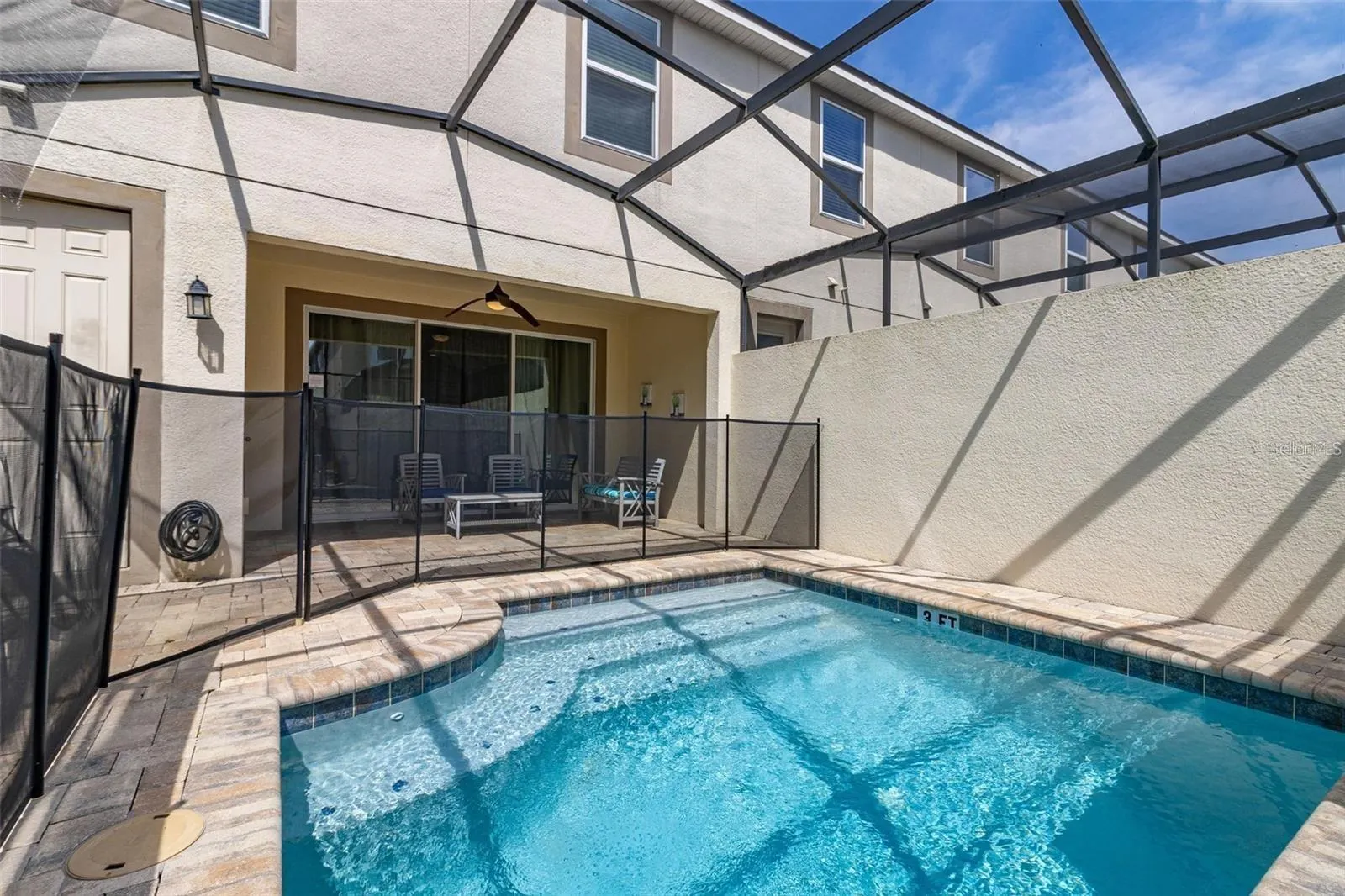 1594 CAREY PALM CIR