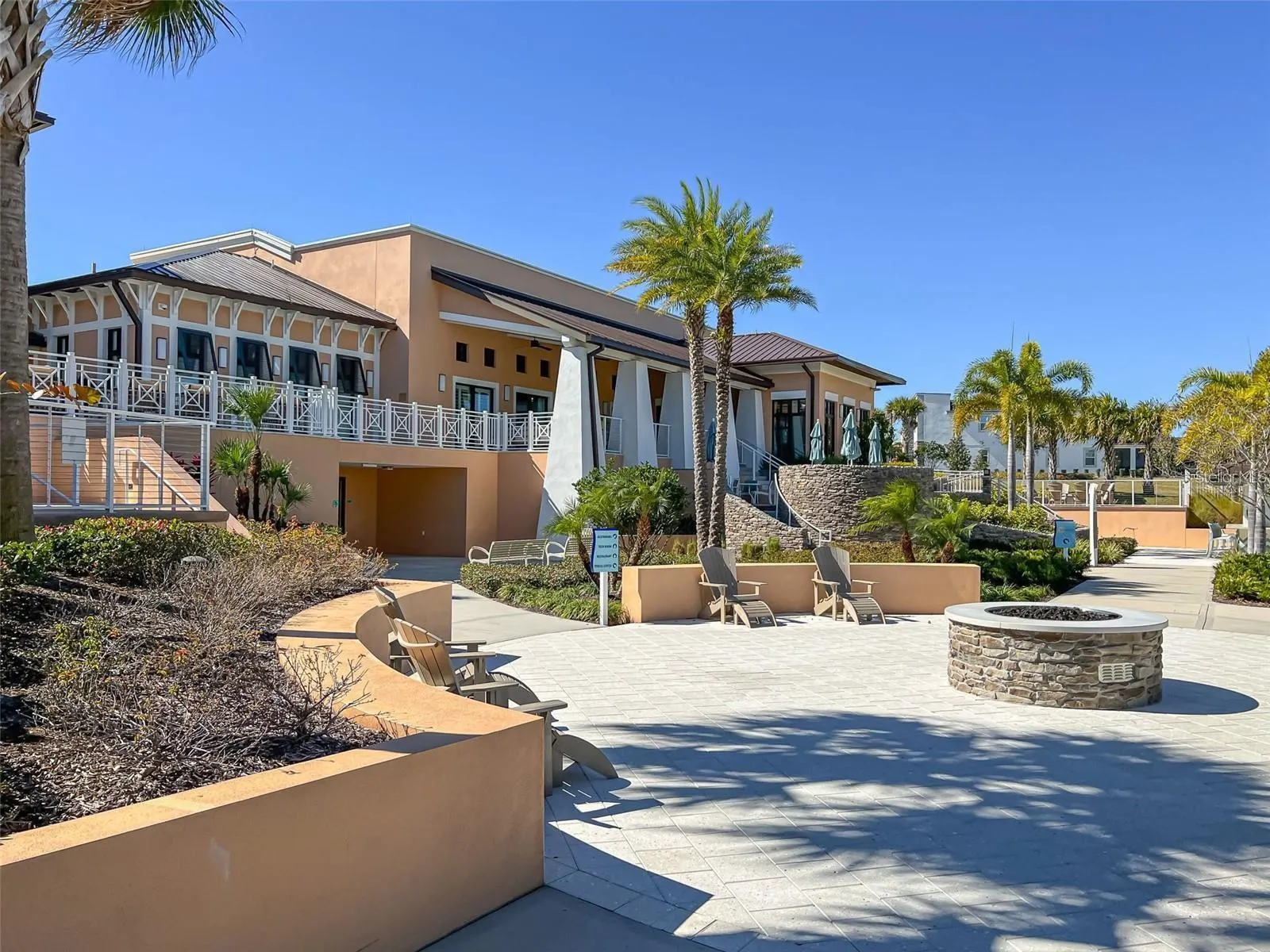1594 CAREY PALM CIR