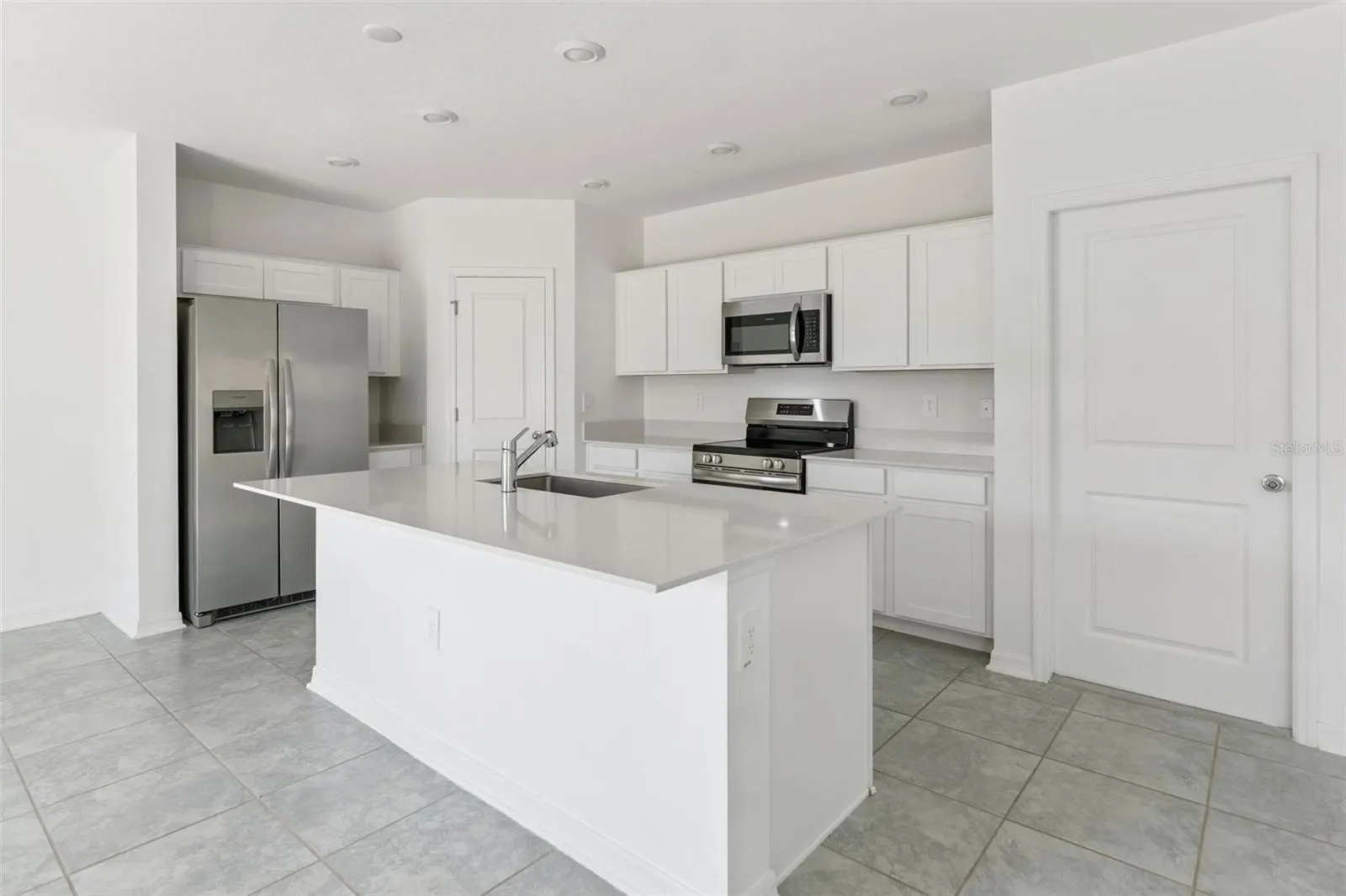 1409 AUSTIN ST