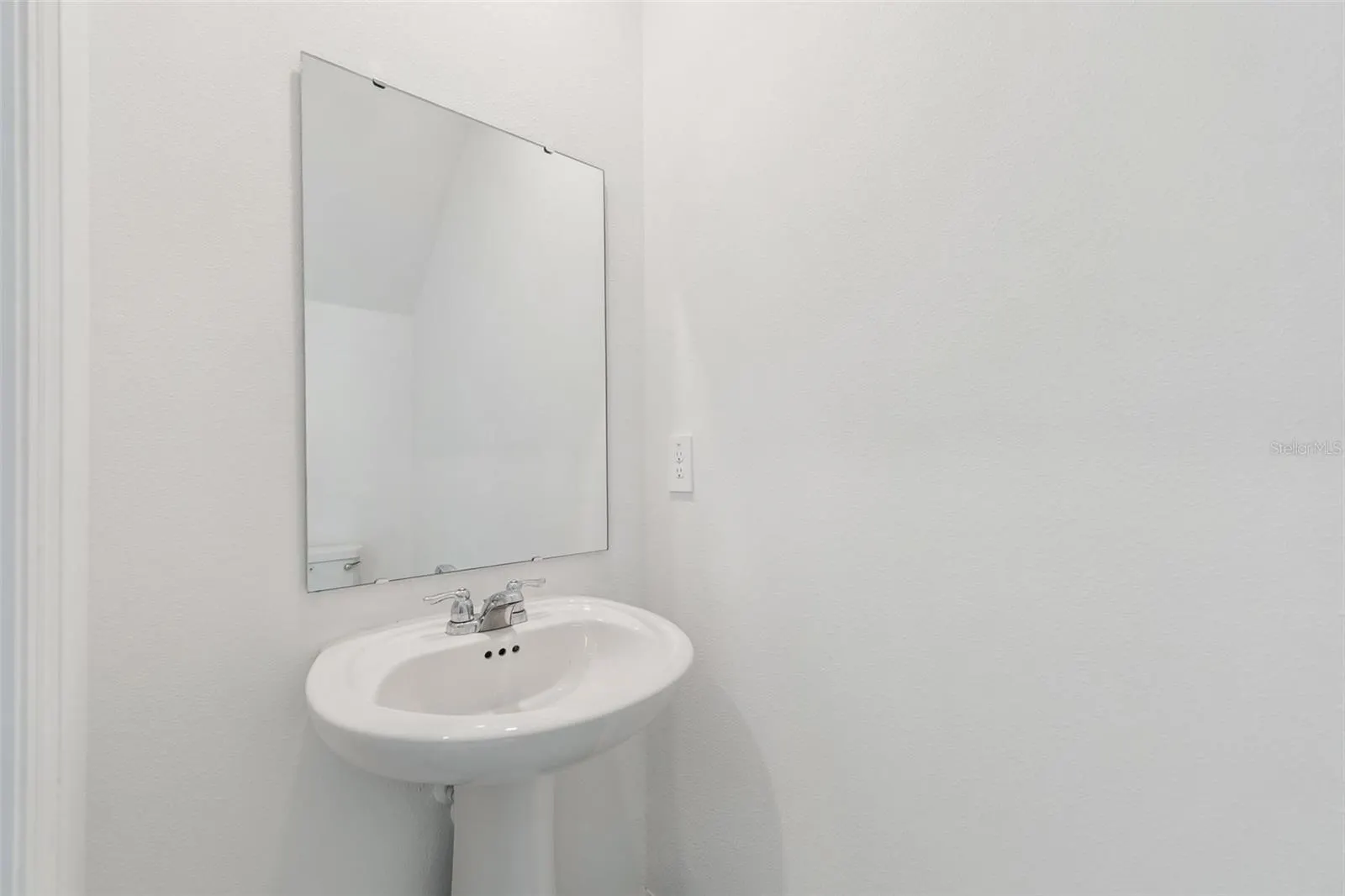 1409 AUSTIN ST