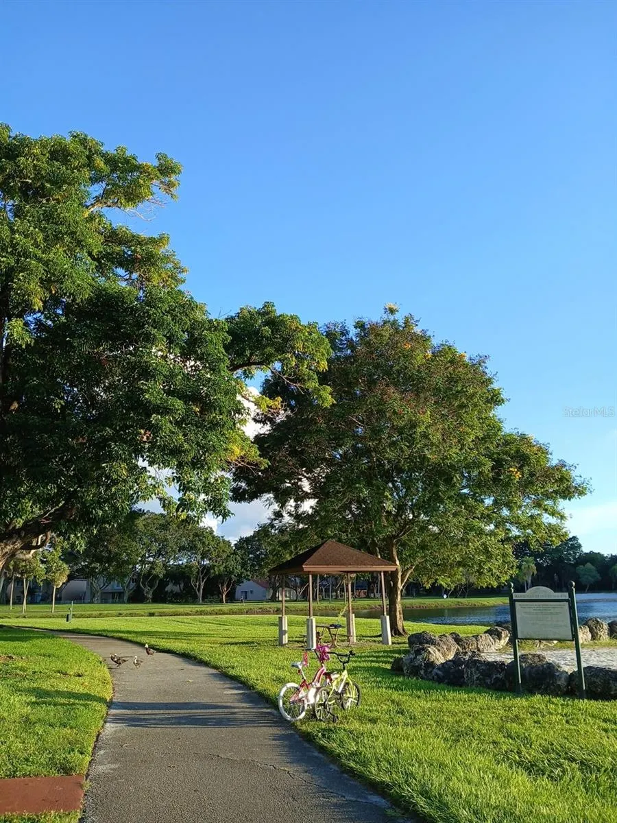 15300 SW 106TH TER #520, #520