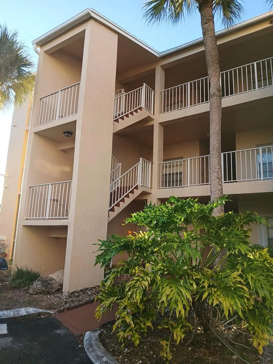 15300 SW 106TH TER #520, #520