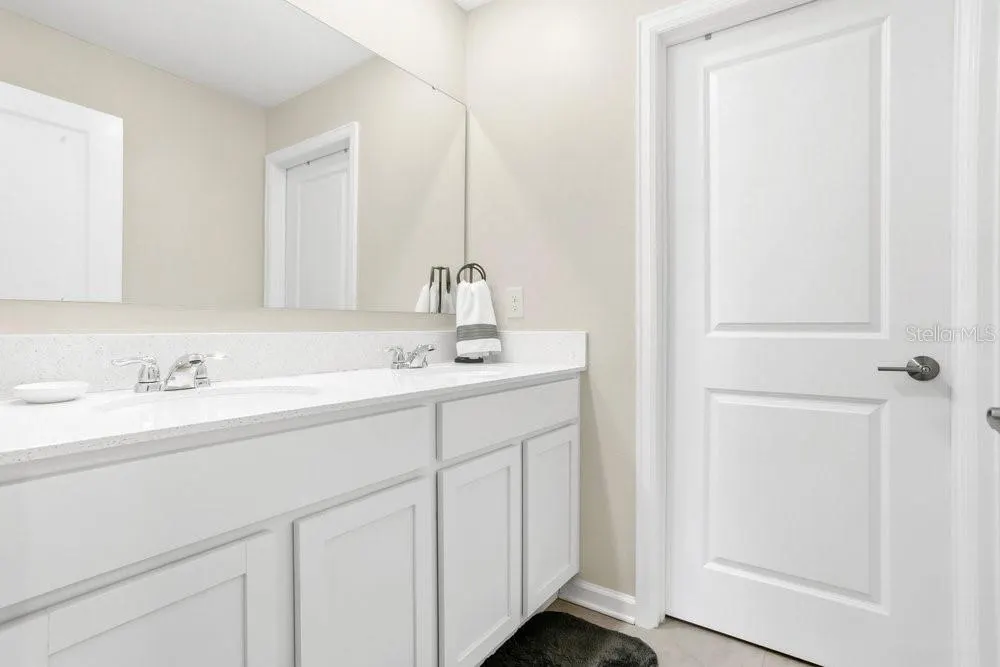 4394 SUNNY CREEK PL