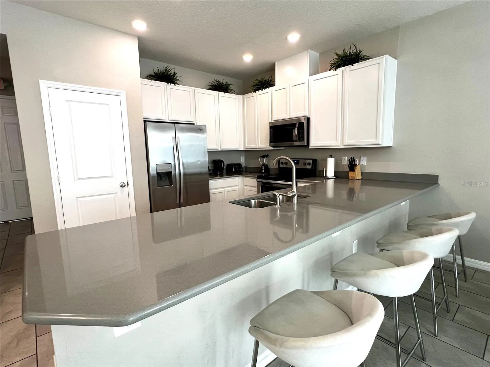 5110 KILLARNEY WAY