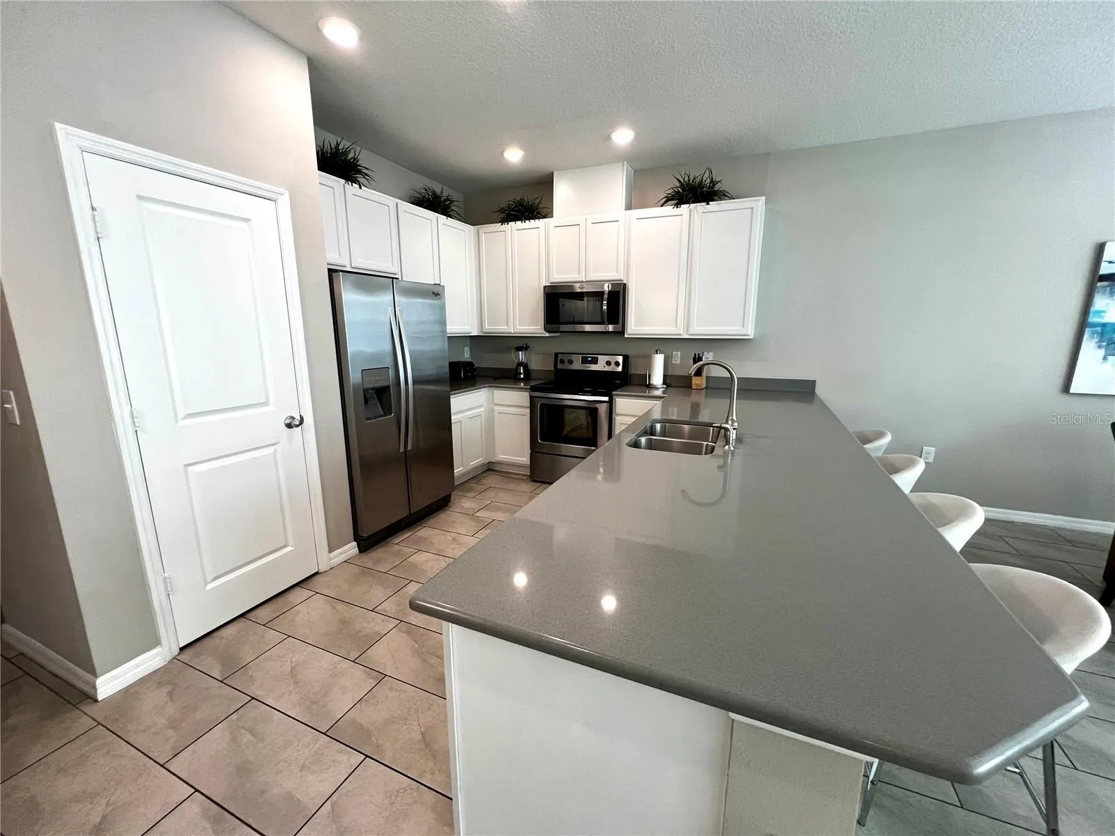 5110 KILLARNEY WAY