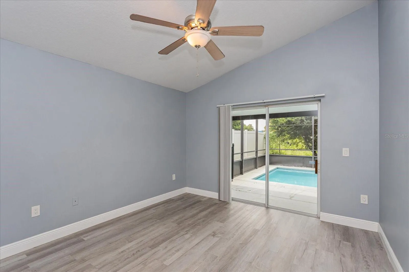 2909 SUMMER WINDS CIR