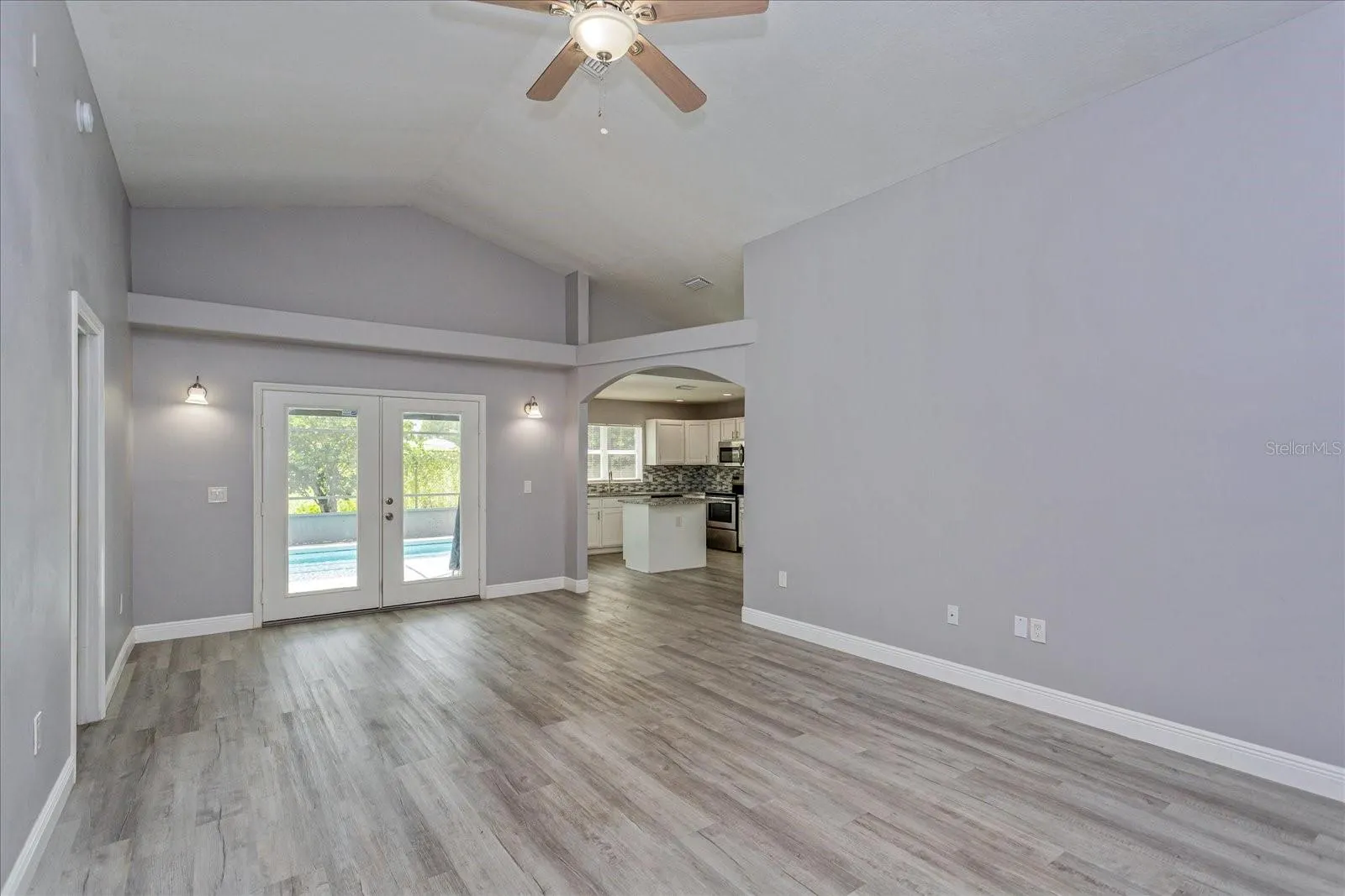 2909 SUMMER WINDS CIR