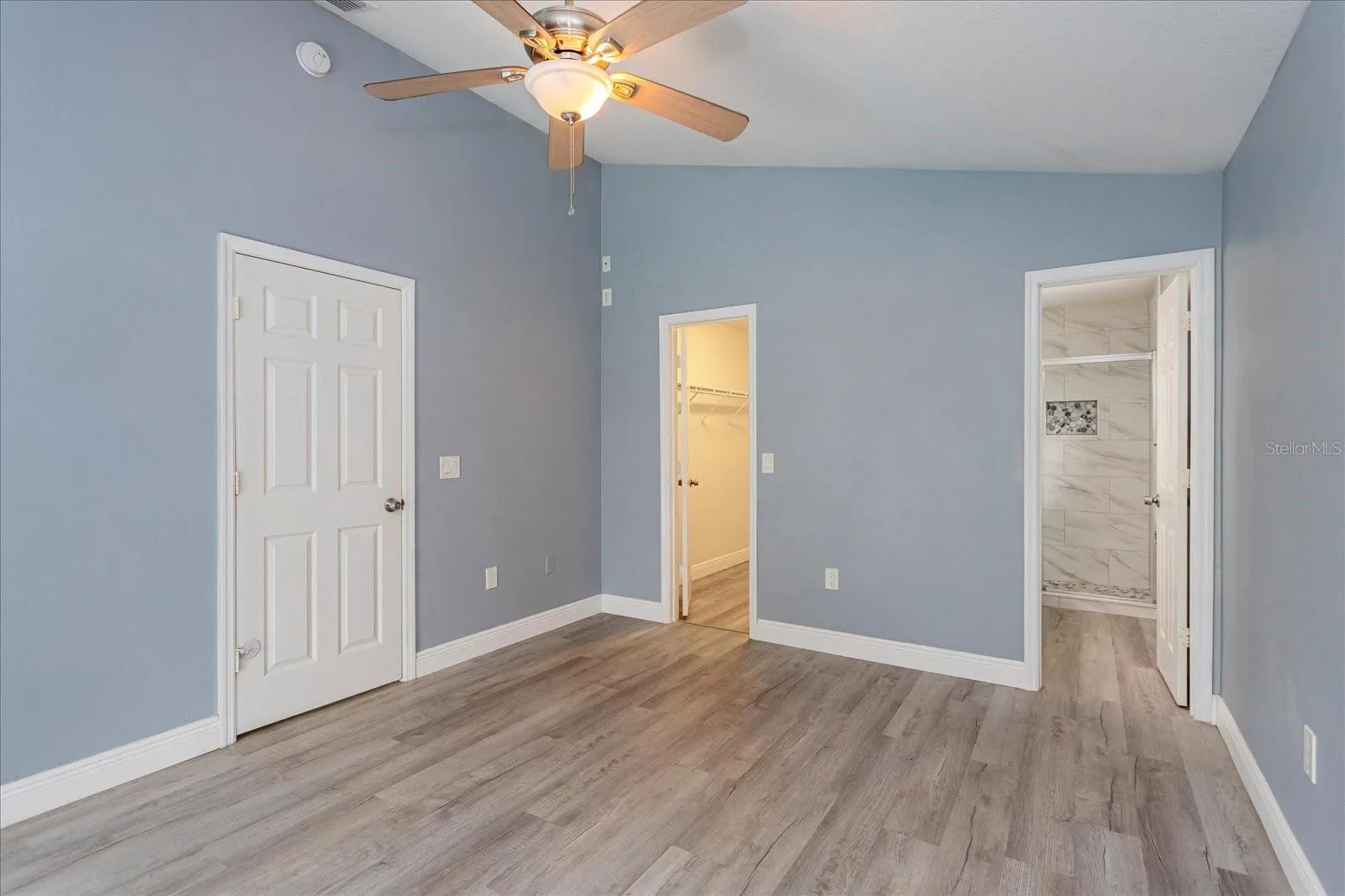 2909 SUMMER WINDS CIR