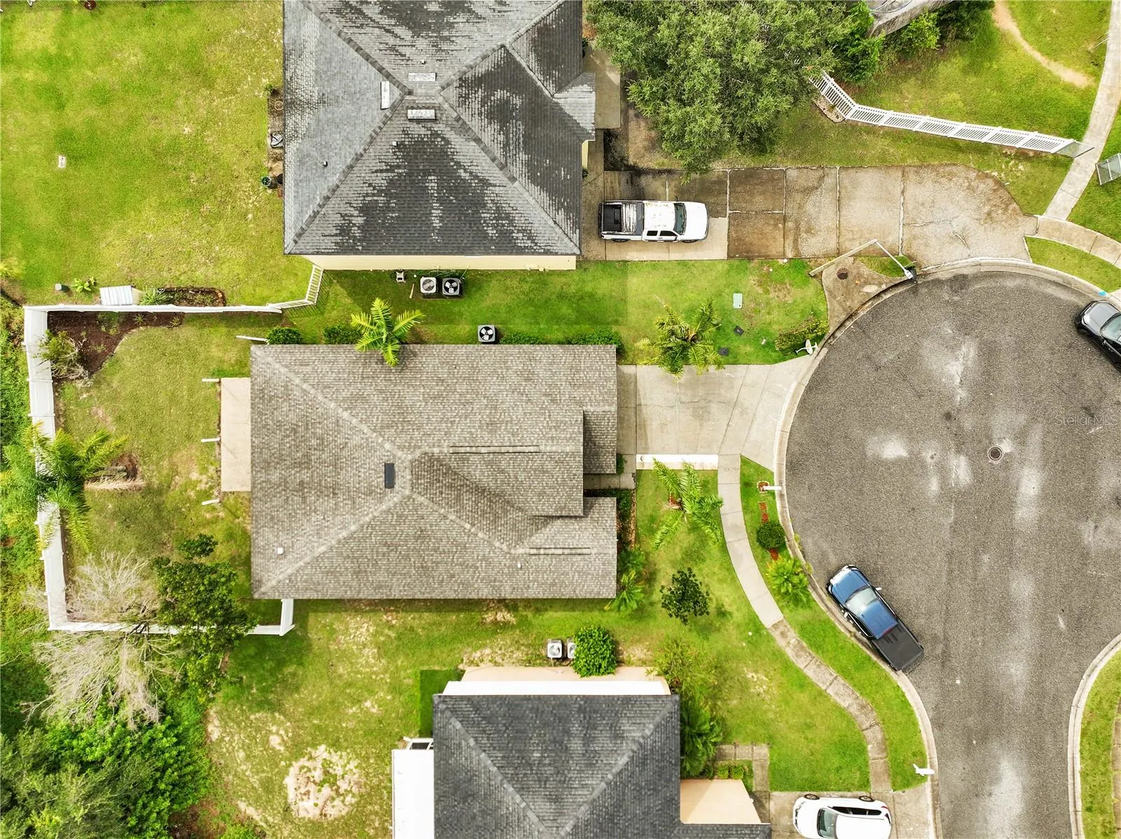 1109 RONLIN ST