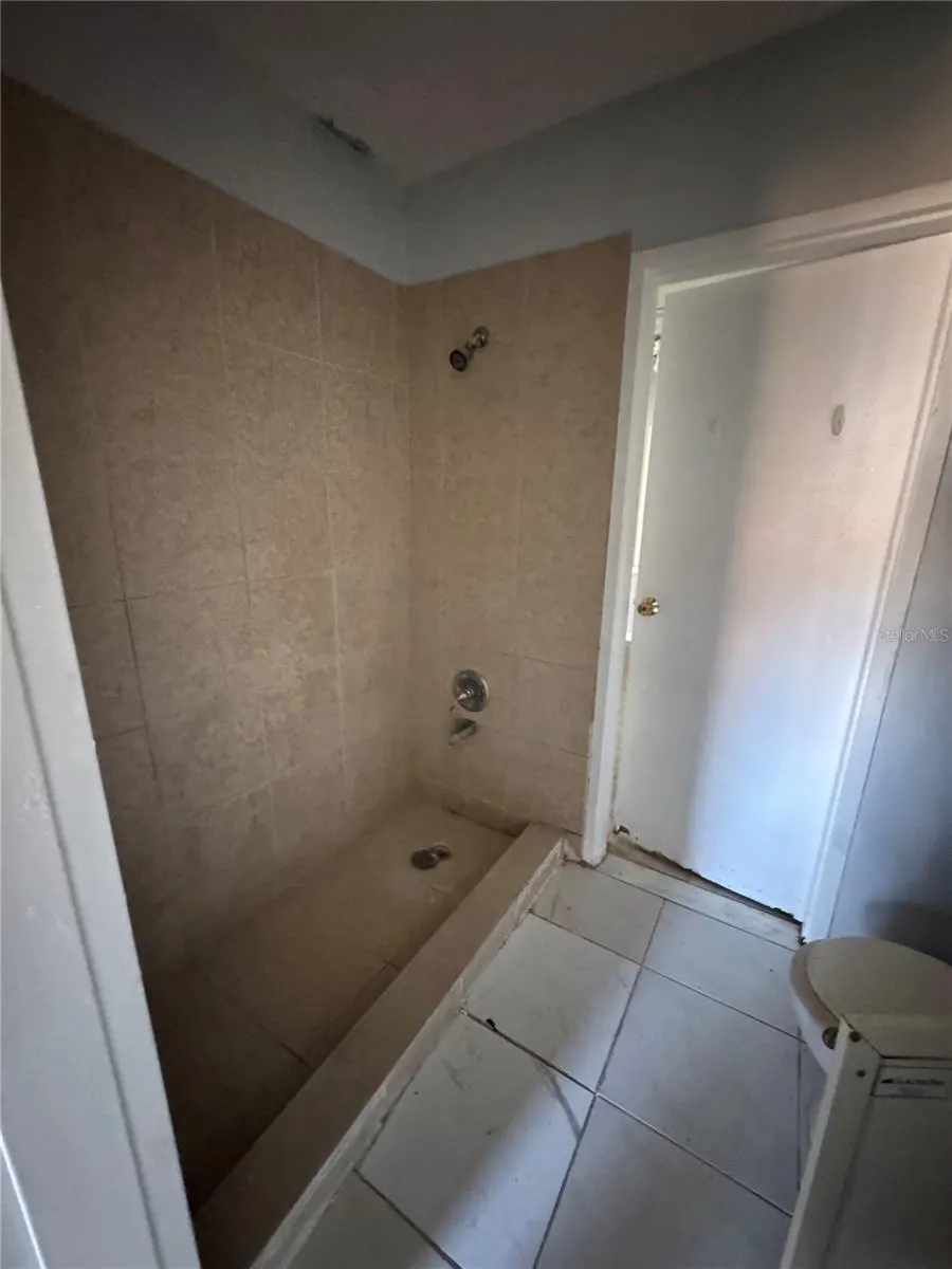1303 GEORGIA AVE