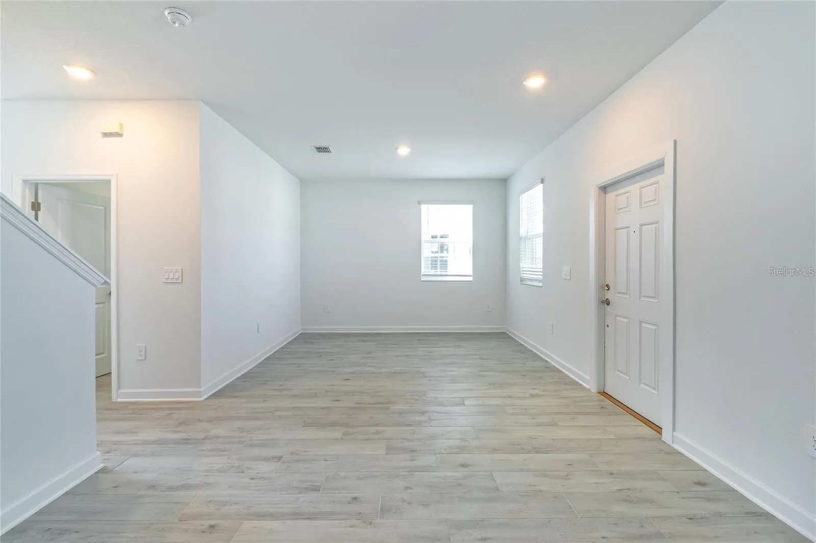 3055 ELLA WAY