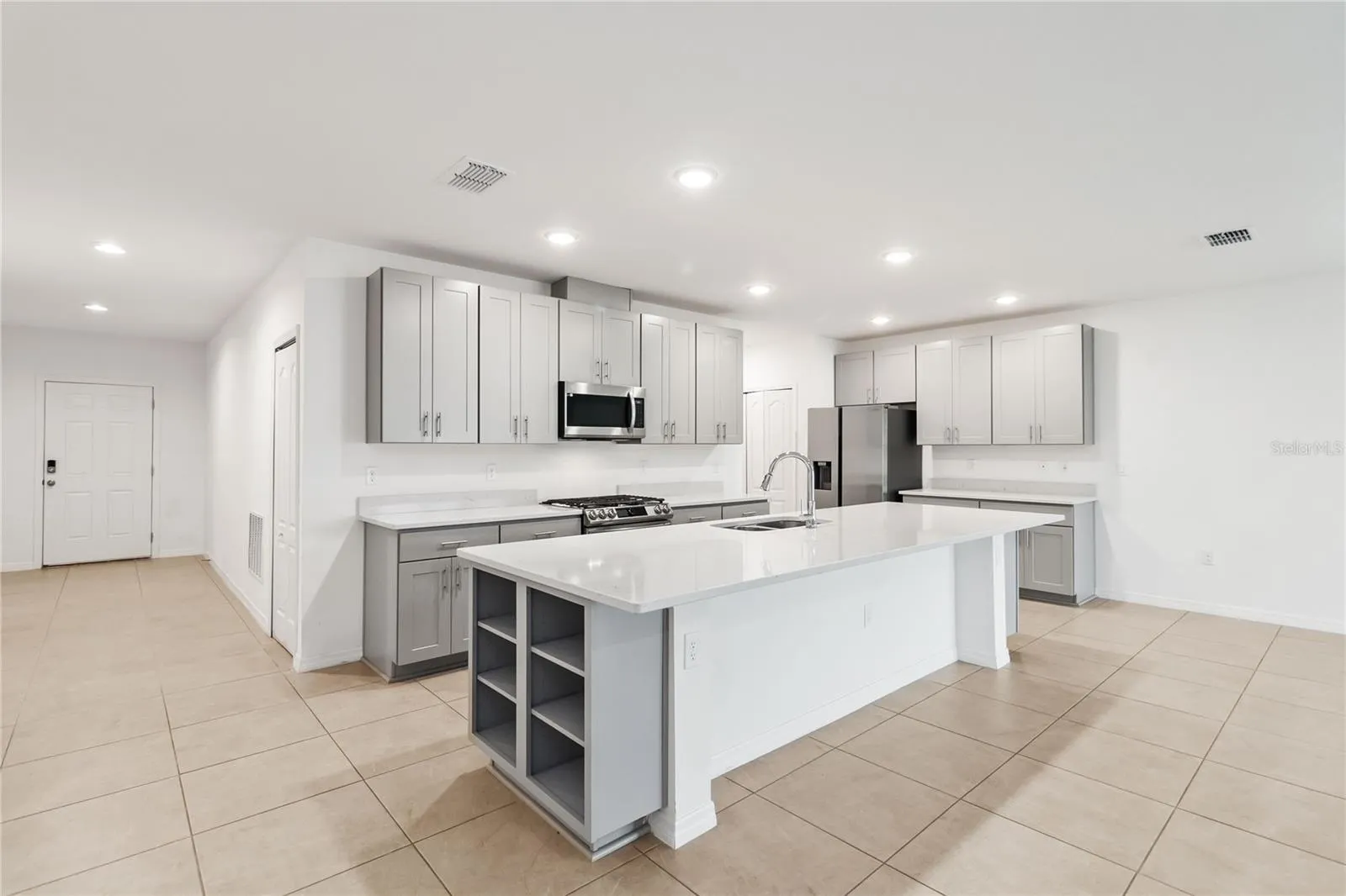 1166 OAK BLUFF DR