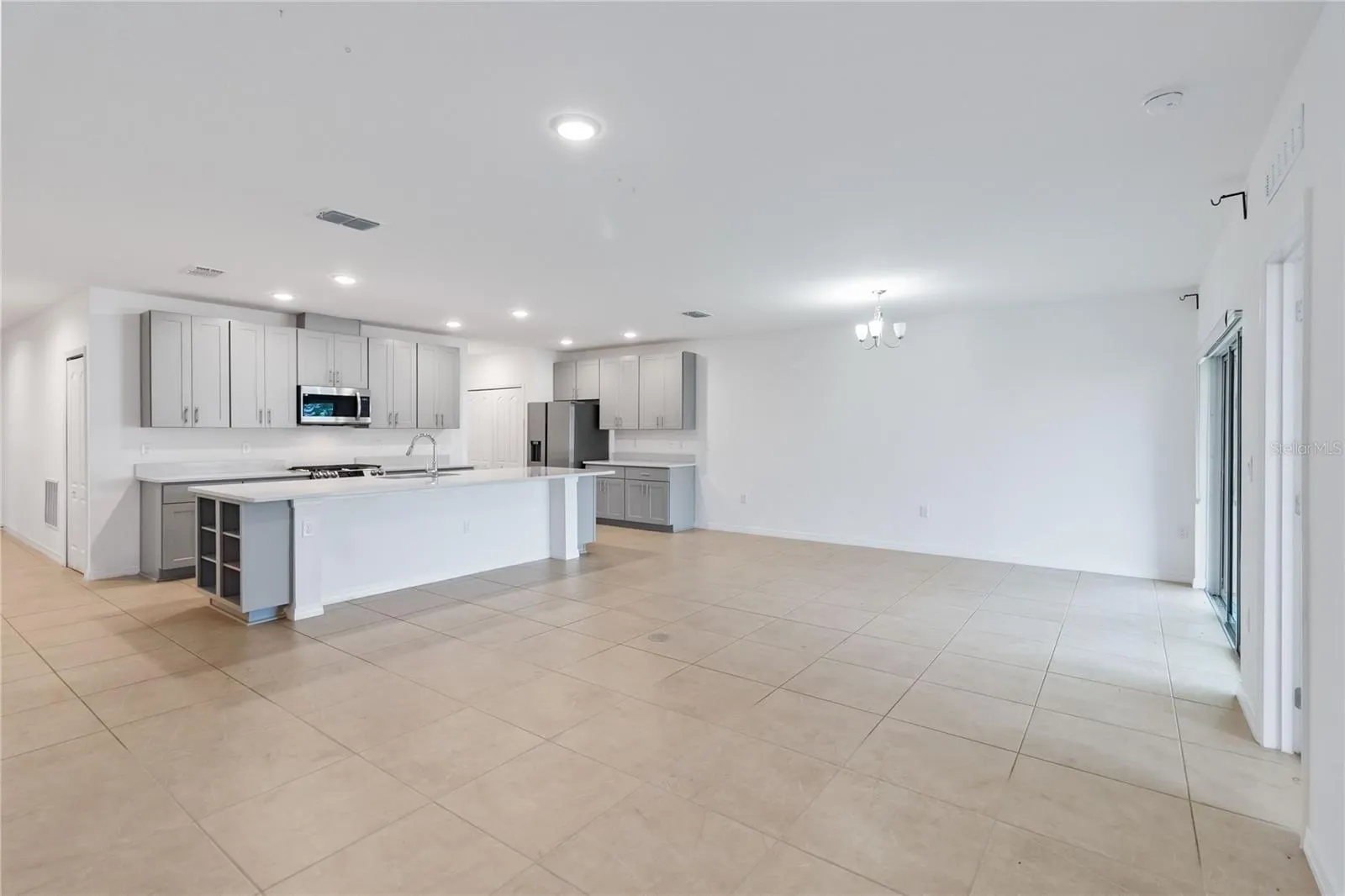 1166 OAK BLUFF DR