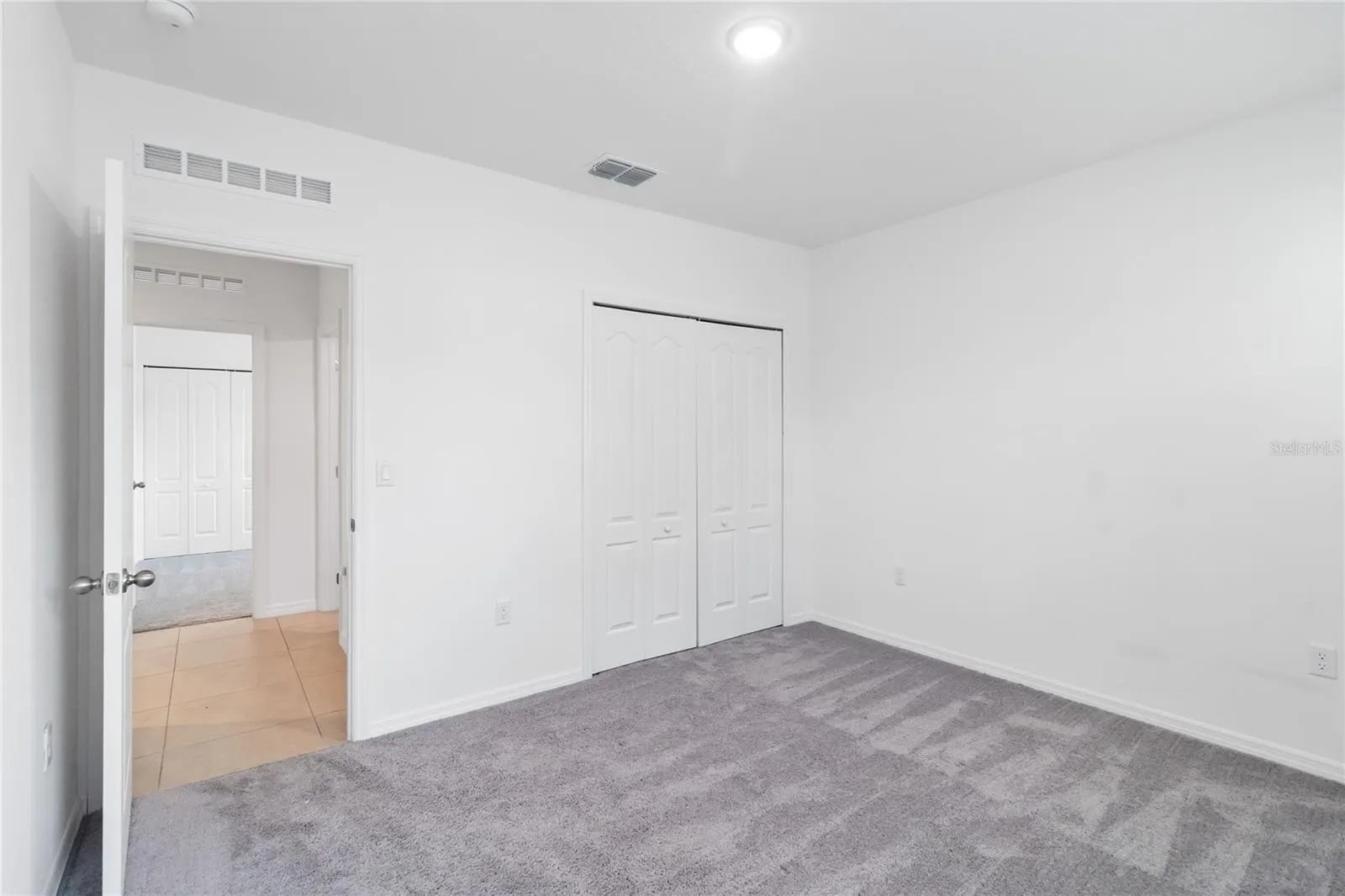 1166 OAK BLUFF DR