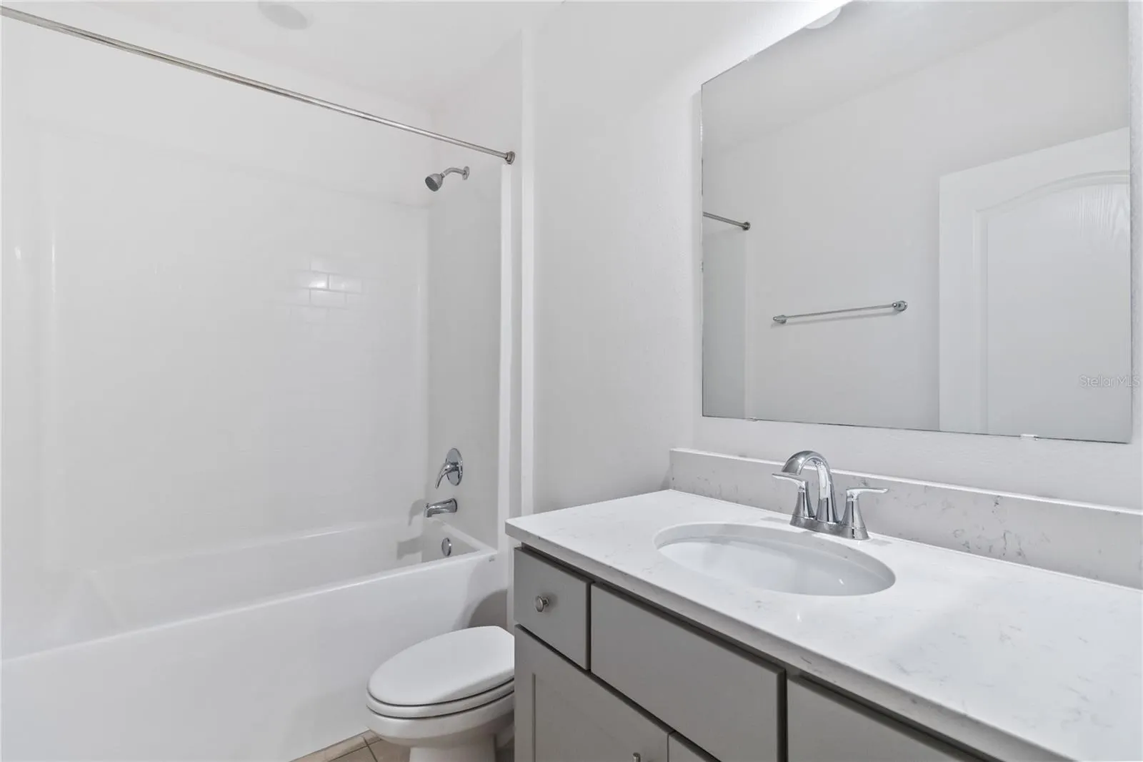 1166 OAK BLUFF DR