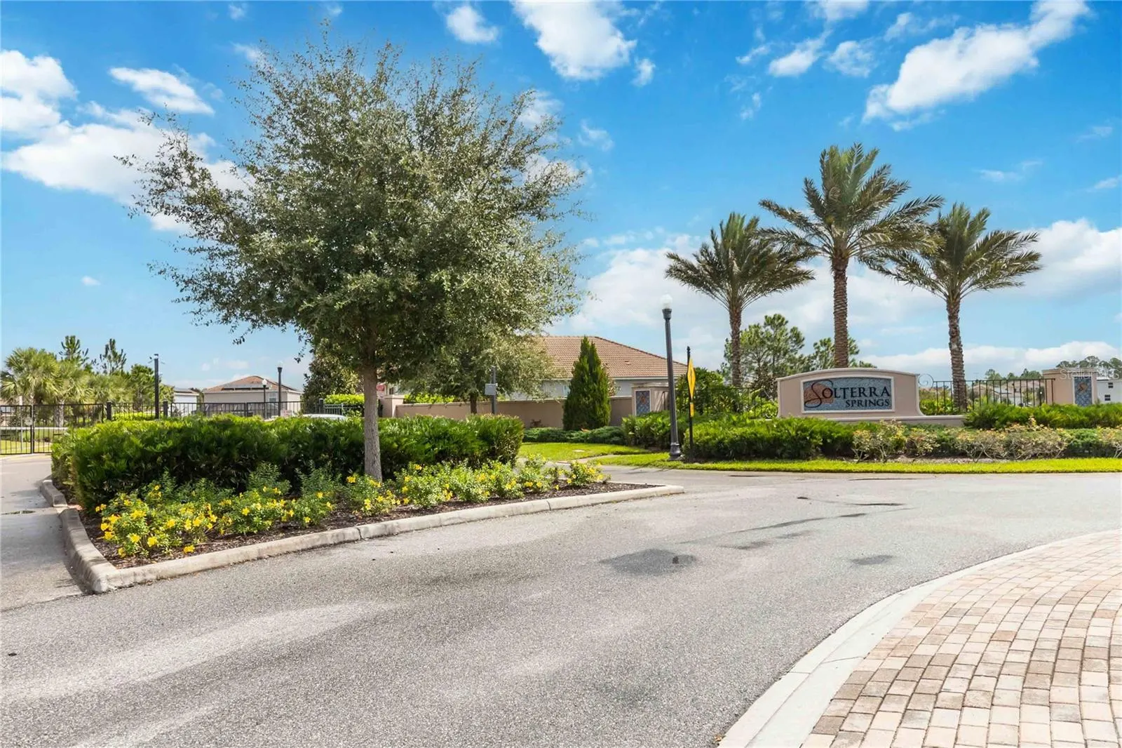 1166 OAK BLUFF DR