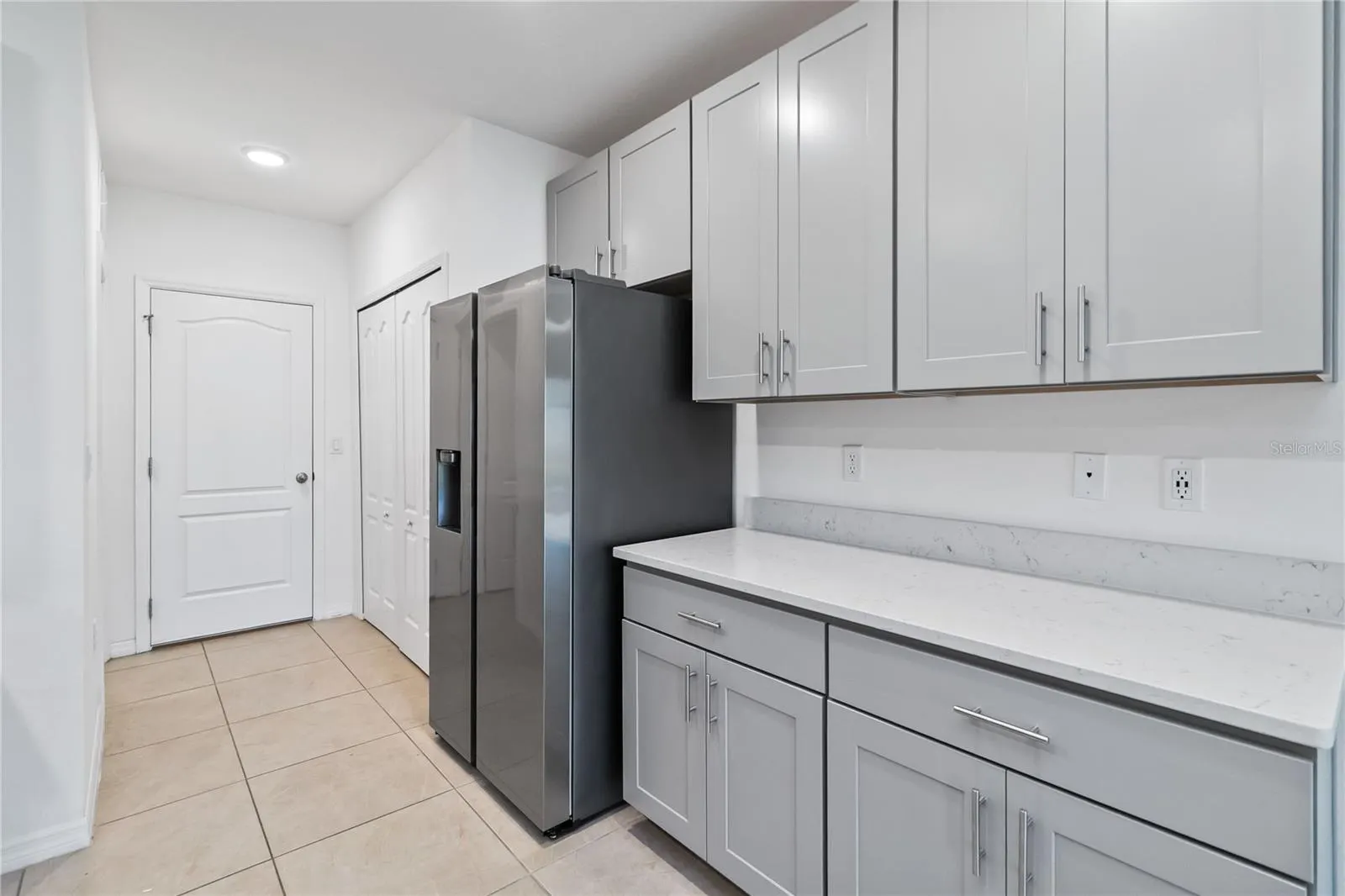 1166 OAK BLUFF DR
