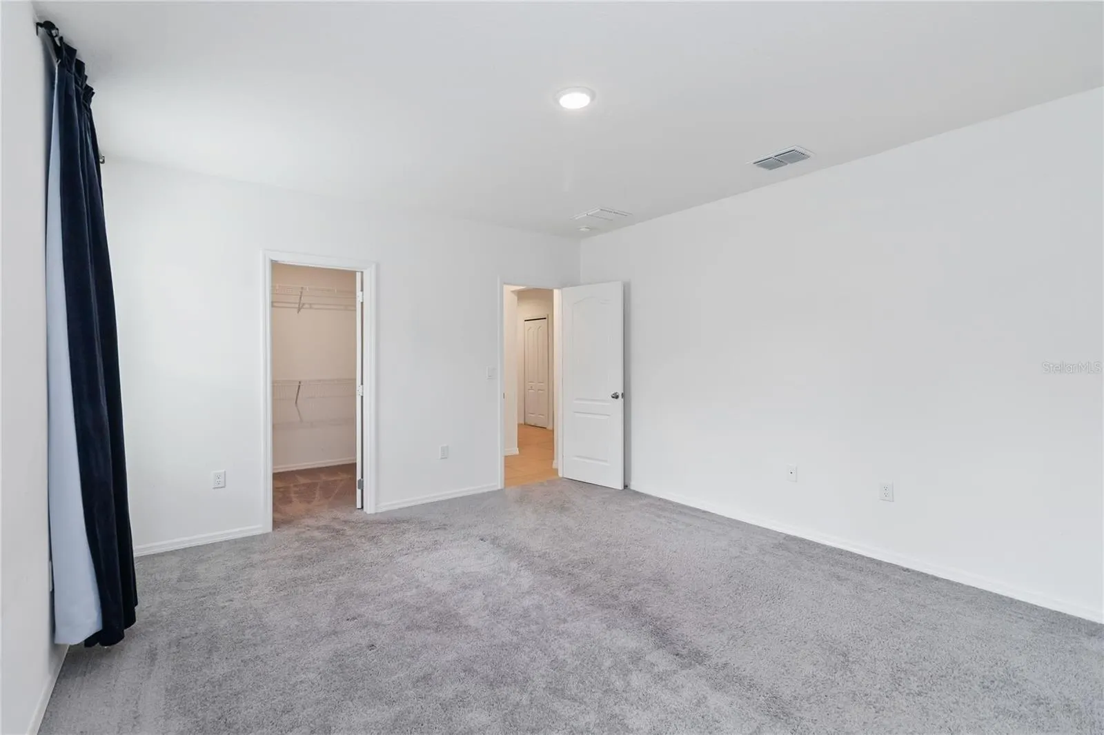 1166 OAK BLUFF DR