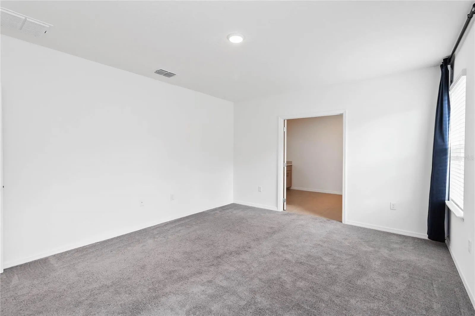 1166 OAK BLUFF DR