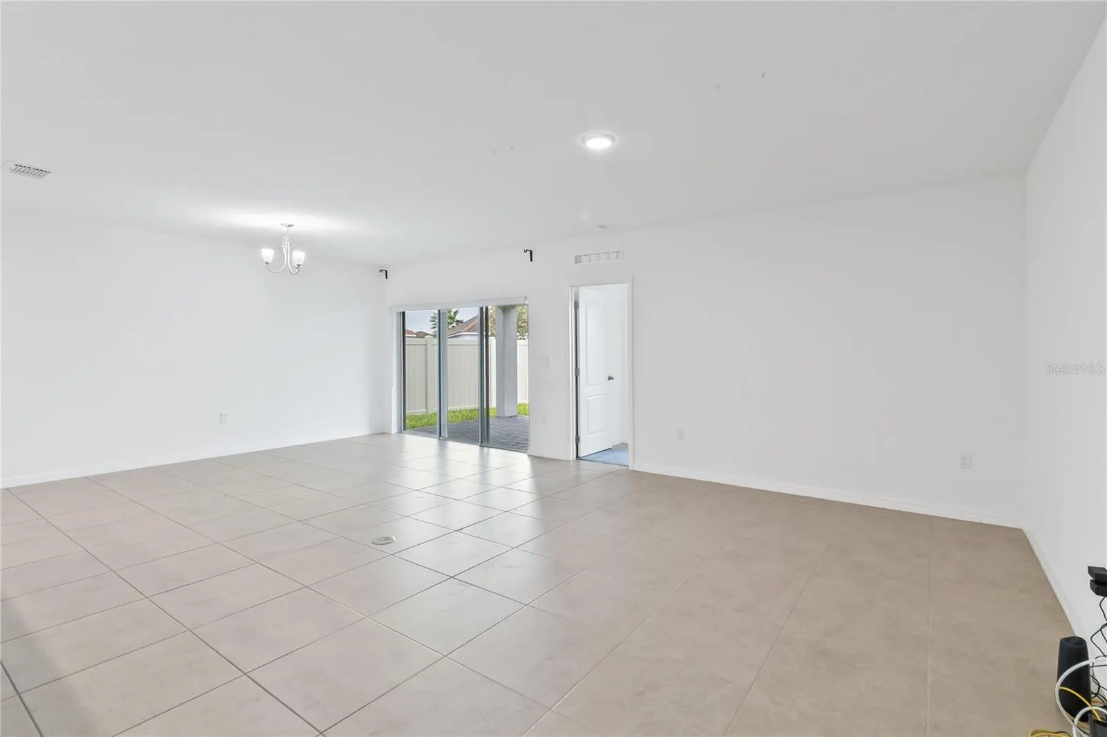 1166 OAK BLUFF DR