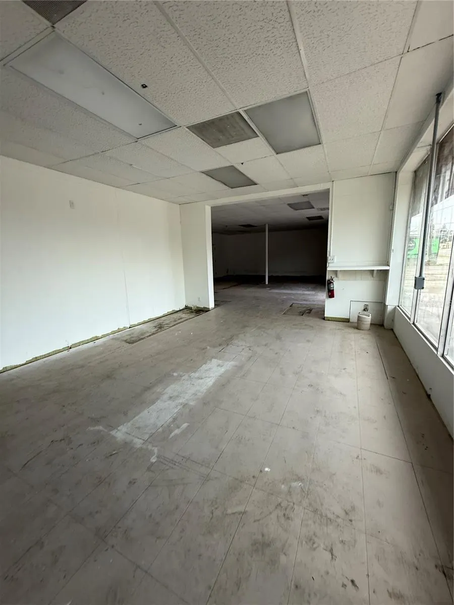 330 S MAIN ST