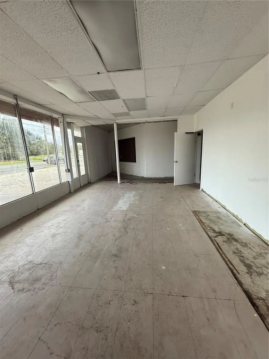 330 S MAIN ST