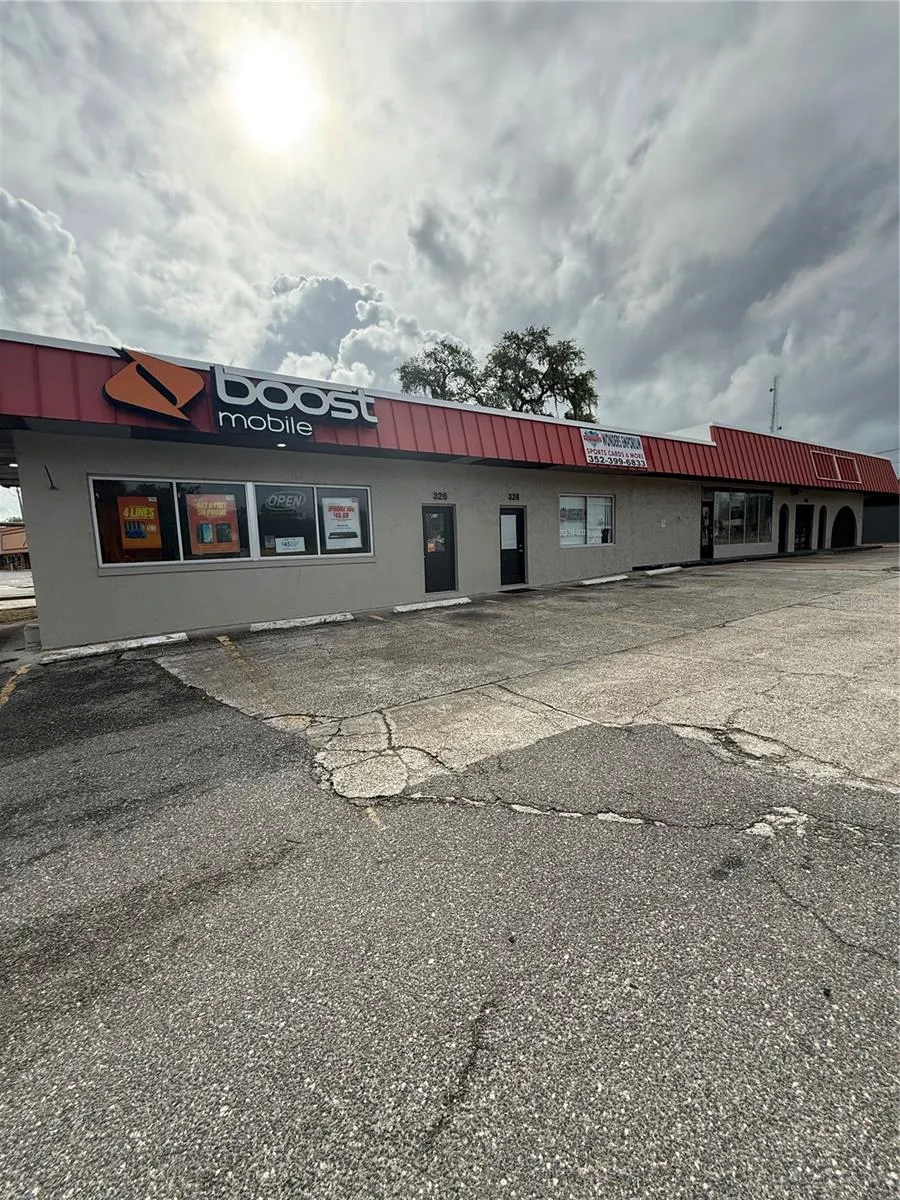 330 S MAIN ST