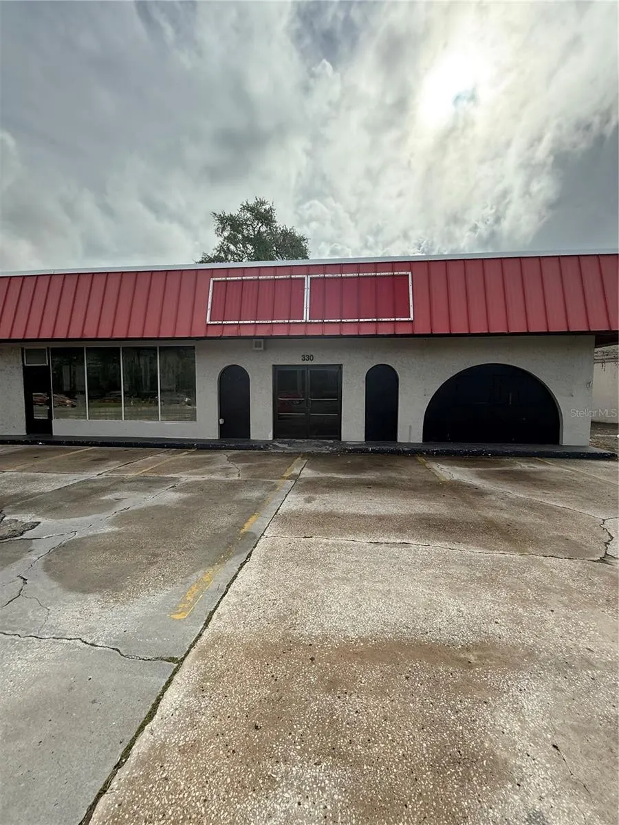 330 S MAIN ST