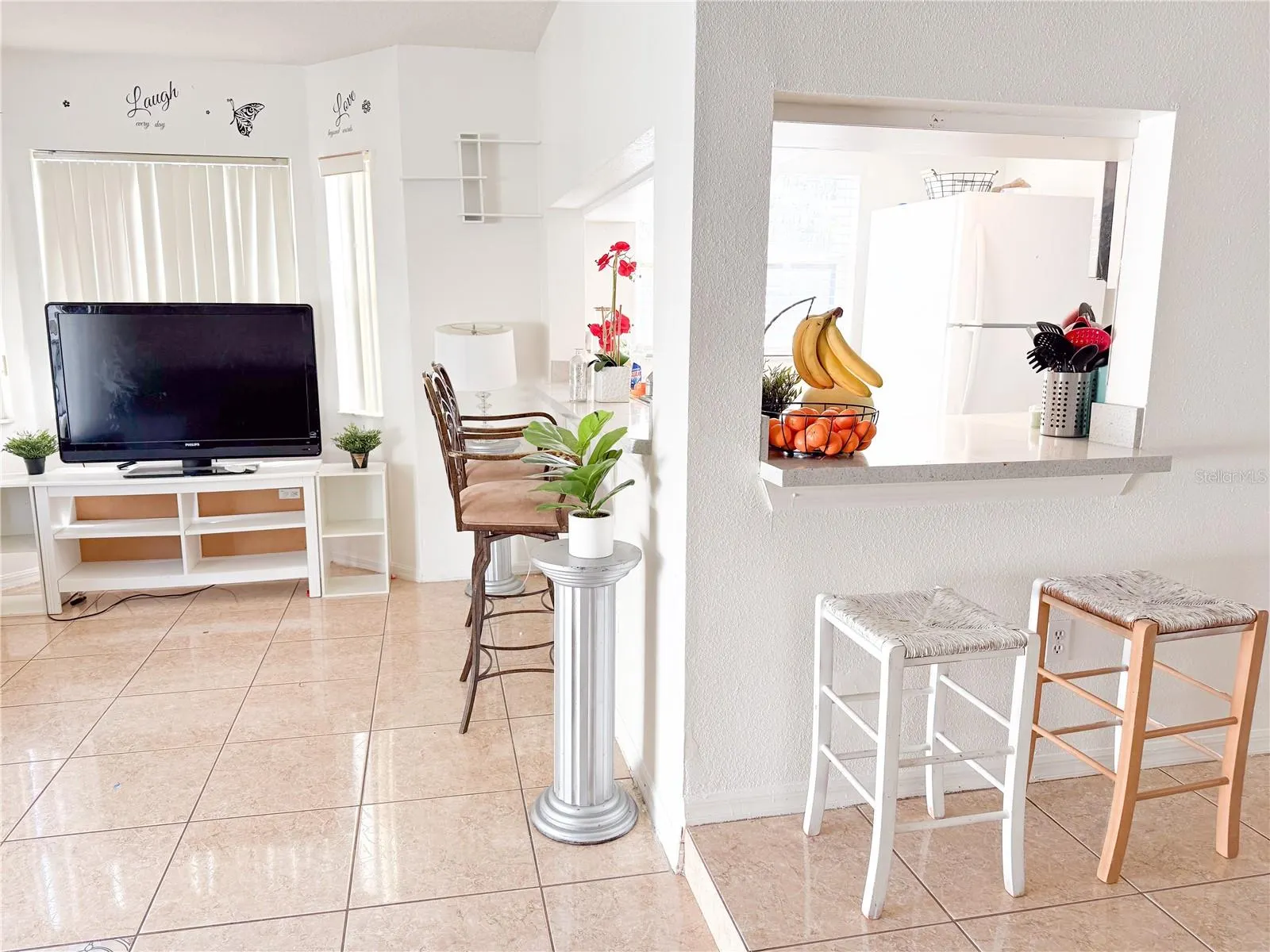 801 ORCHID DR