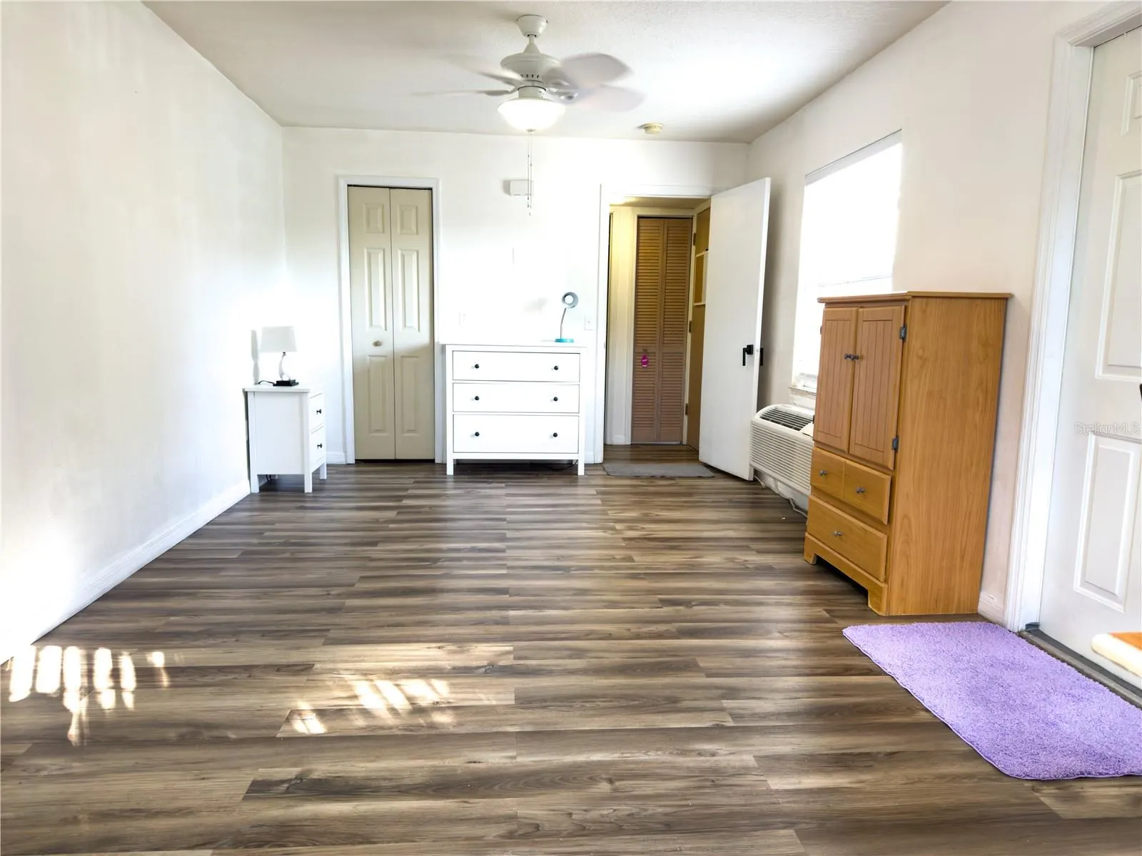 801 ORCHID DR