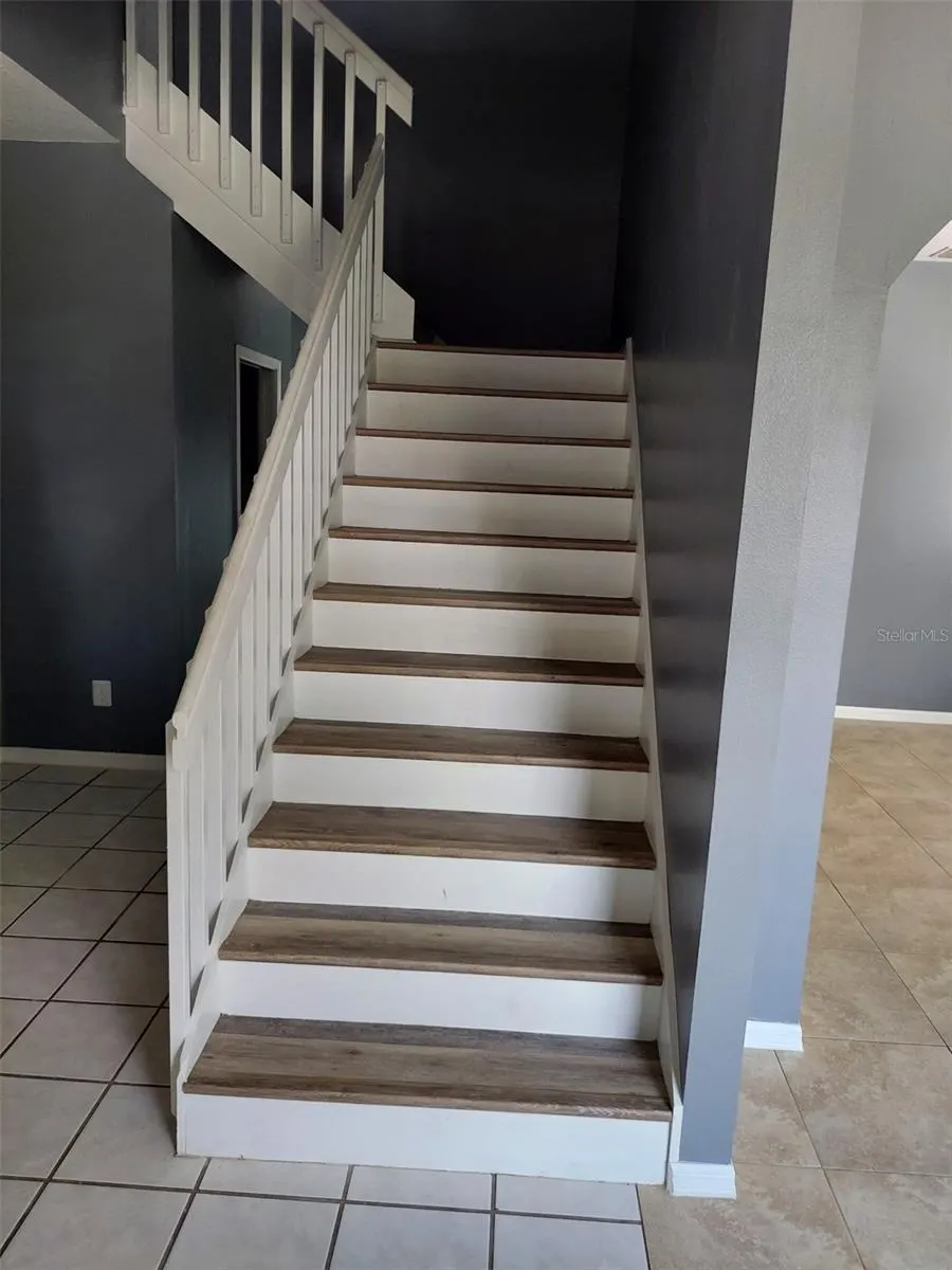 113 HARWOOD CIR