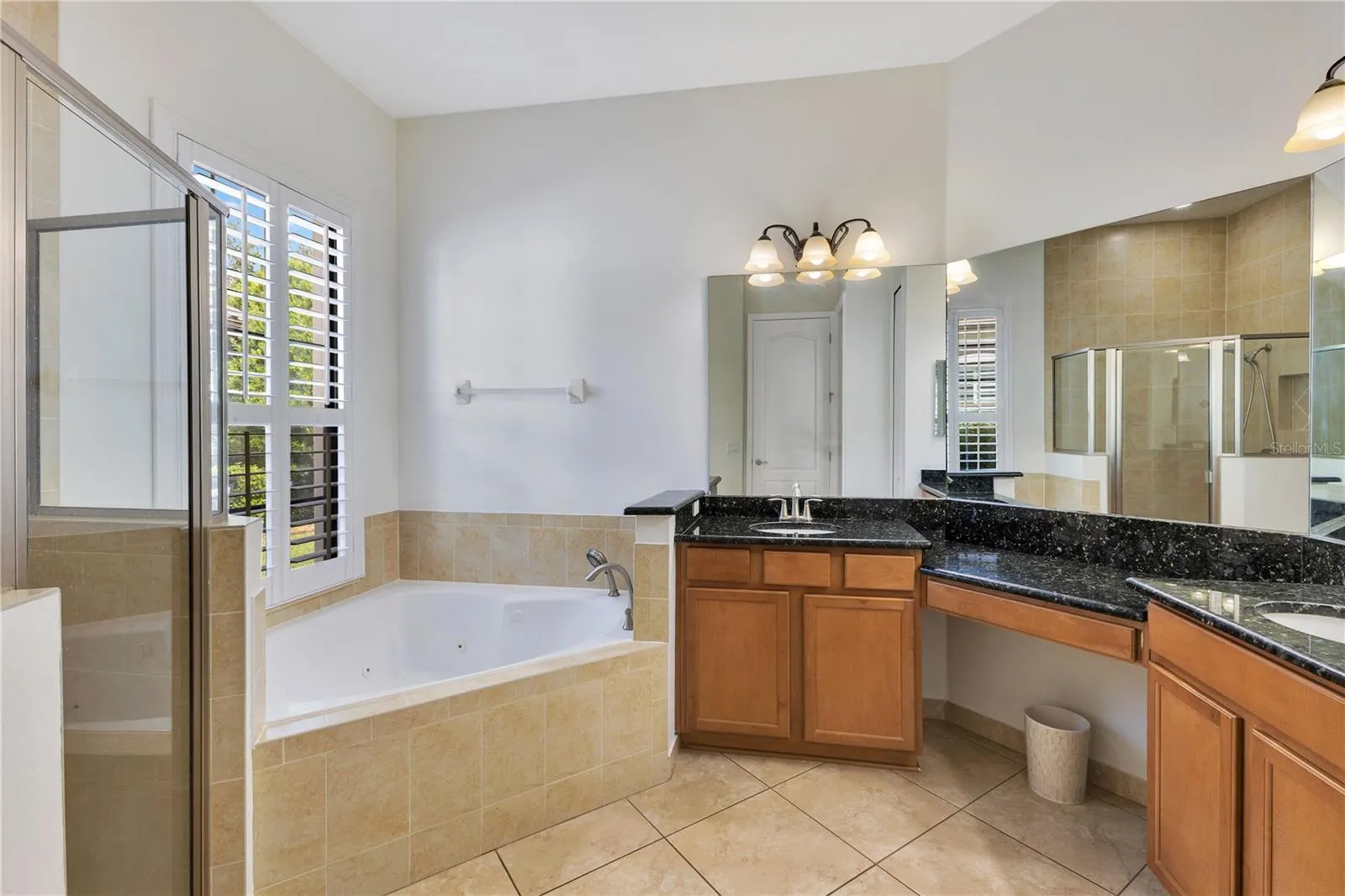 8442 PRESTBURY DR