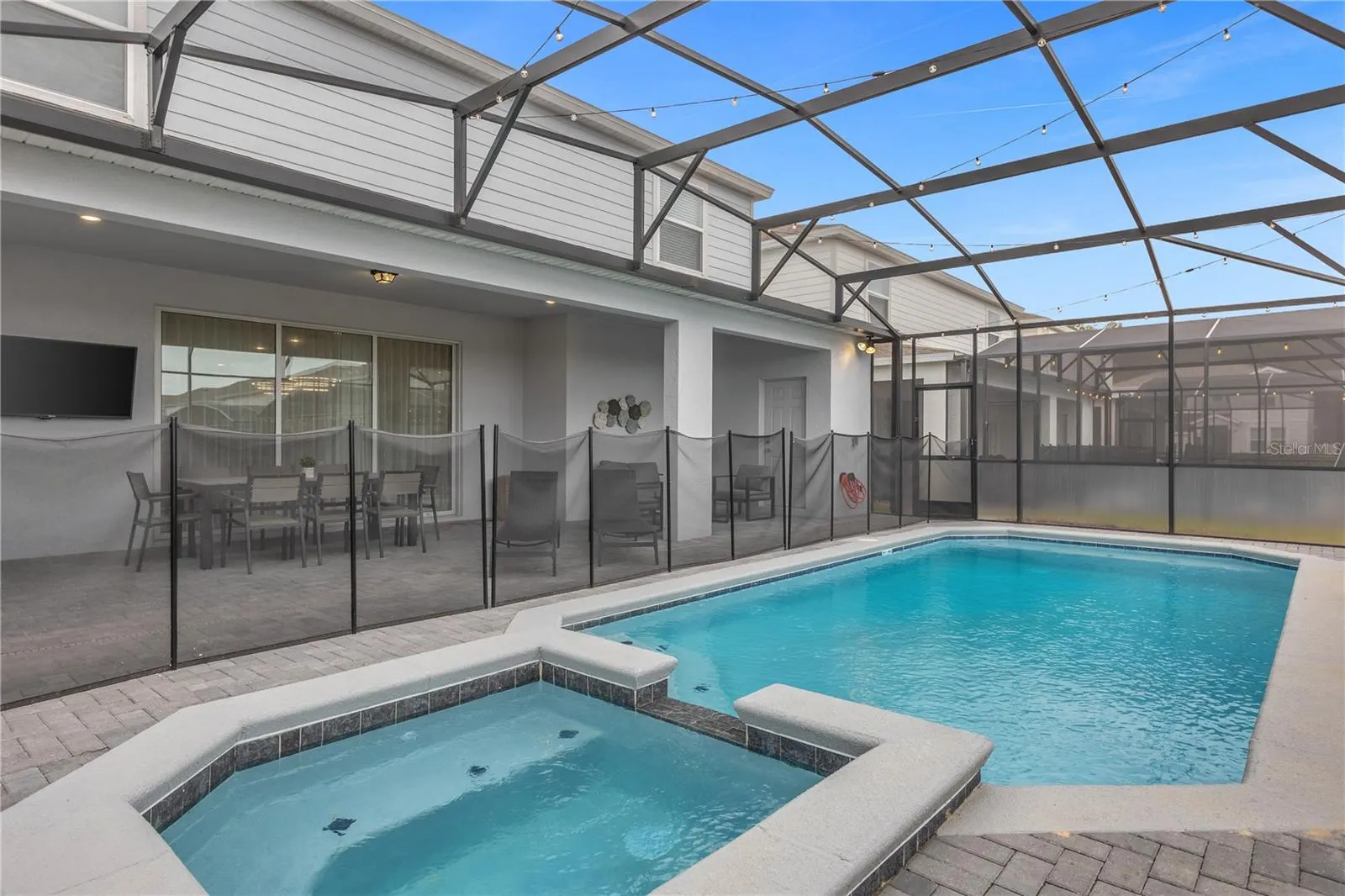 3048 MAHALO DR