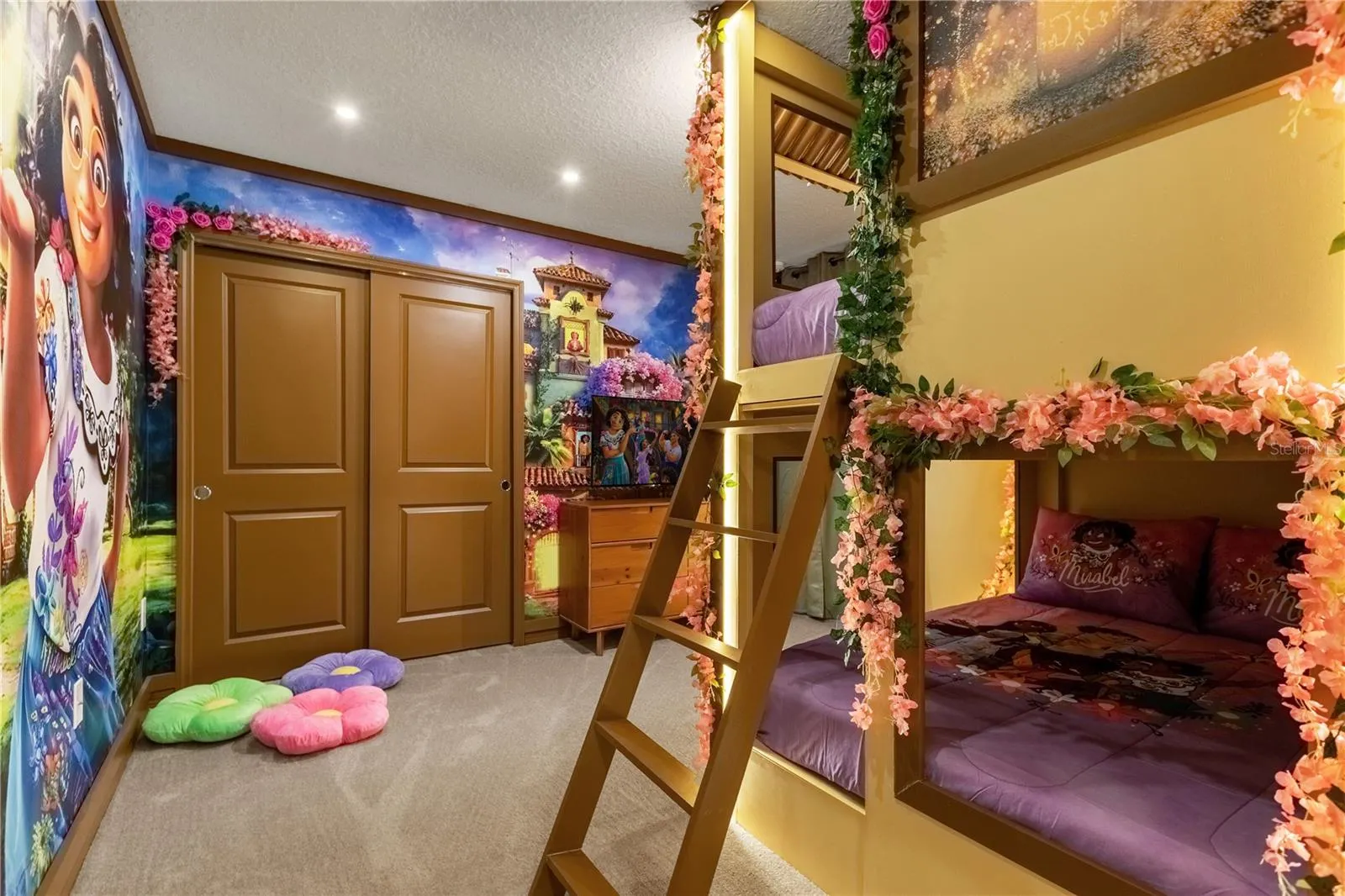 3048 MAHALO DR
