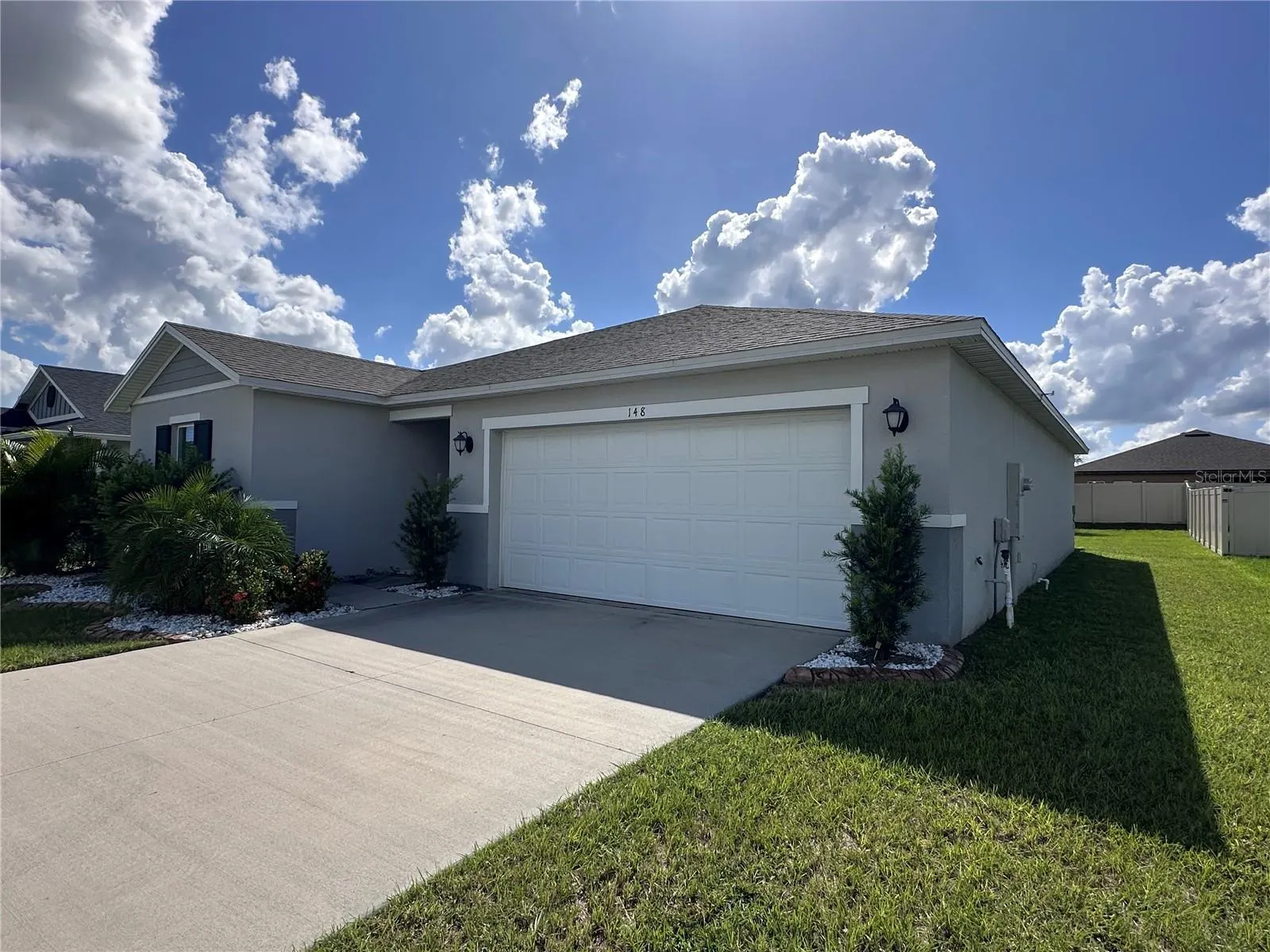 148 SUMMERLIN LOOP