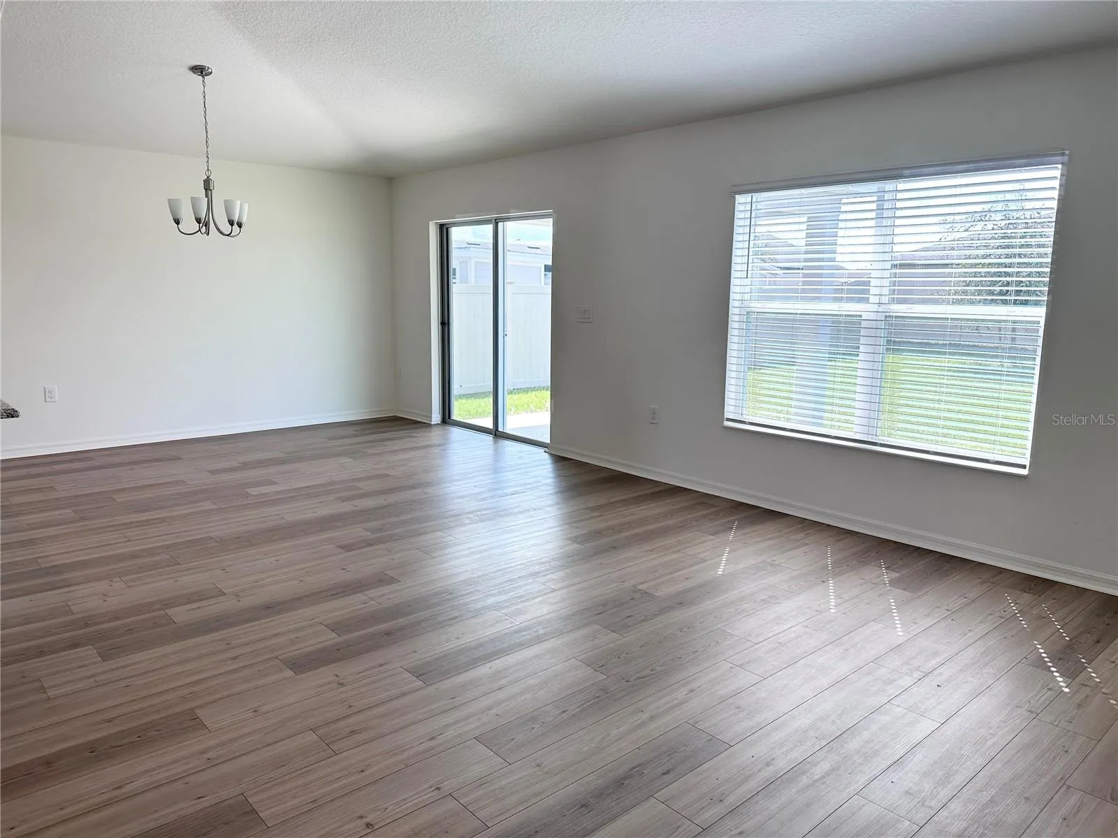 148 SUMMERLIN LOOP