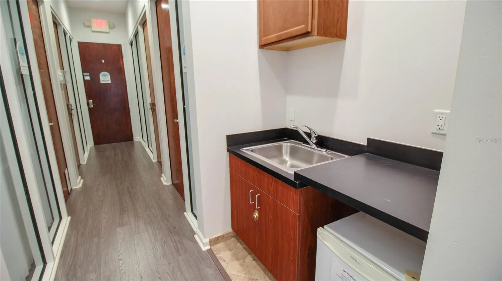 8865 COMMODITY CIR #203, #203