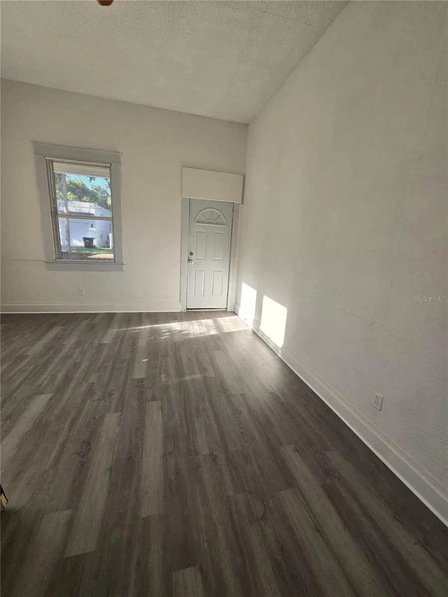 1212 E 25TH AVE #A, #A