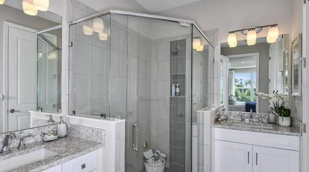 5806 PORTICO PL