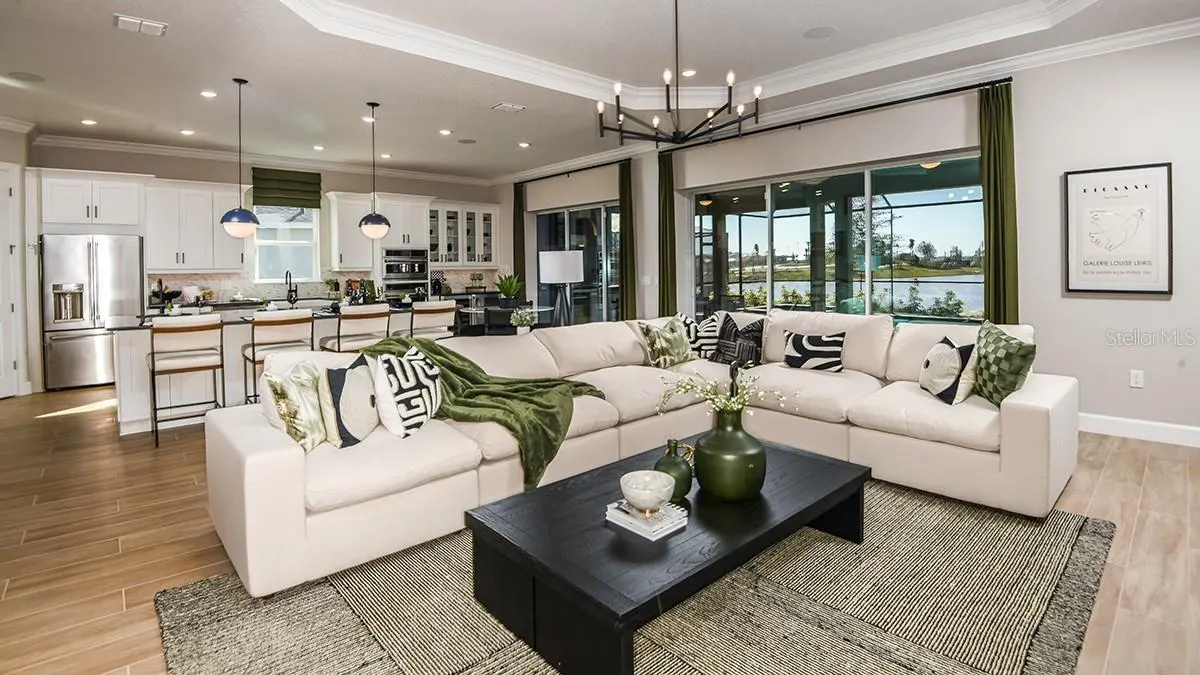 930 ARBOR GREEN TRL