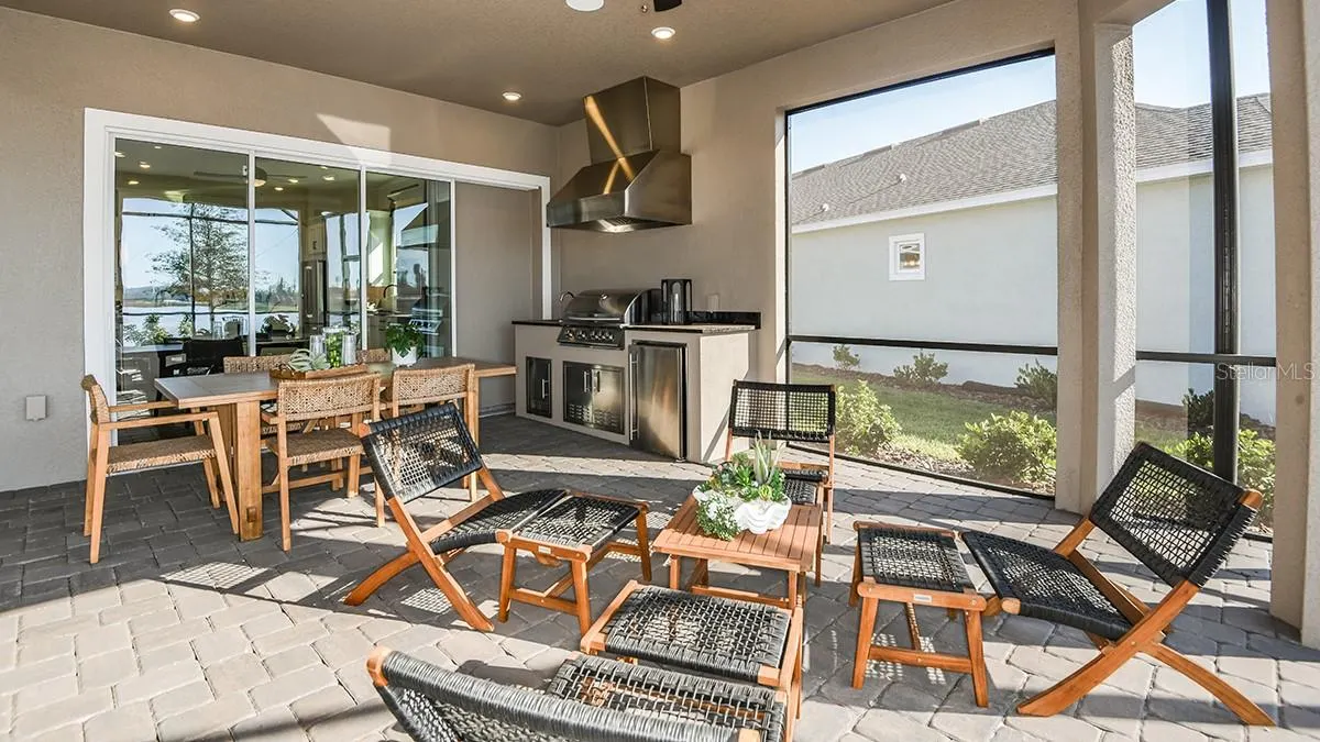 930 ARBOR GREEN TRL