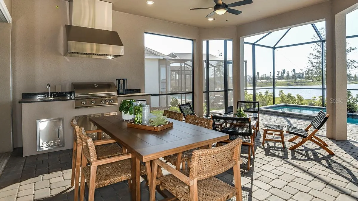 930 ARBOR GREEN TRL