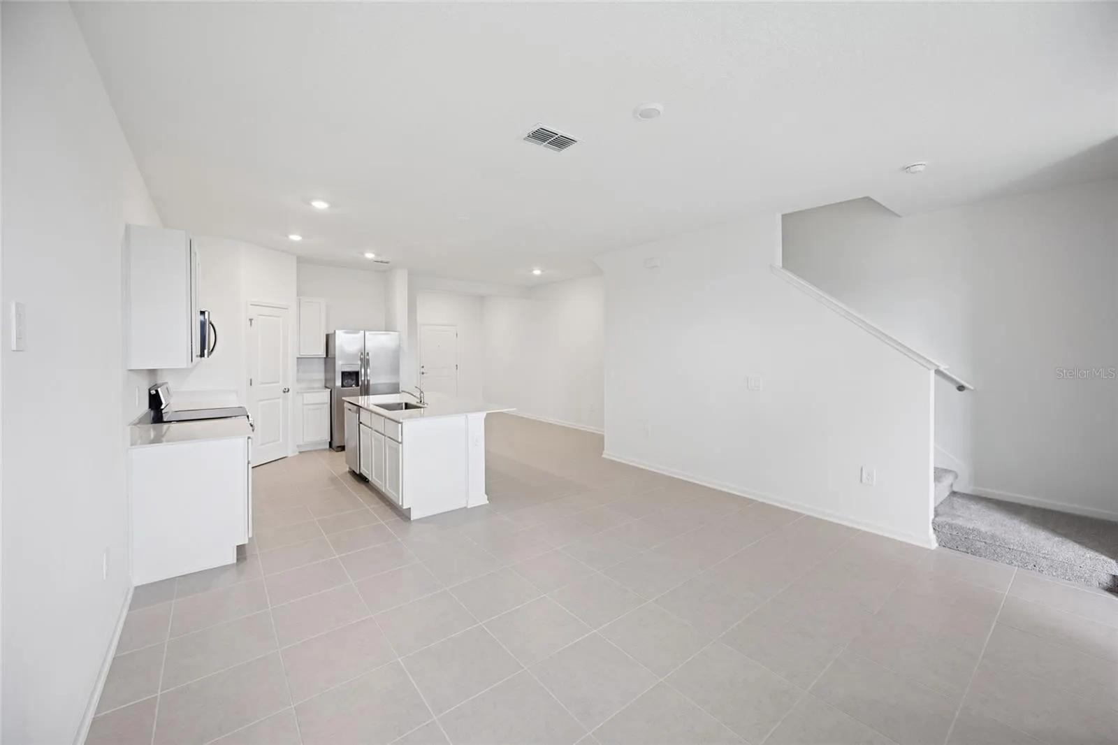 3007 MALOOF DR