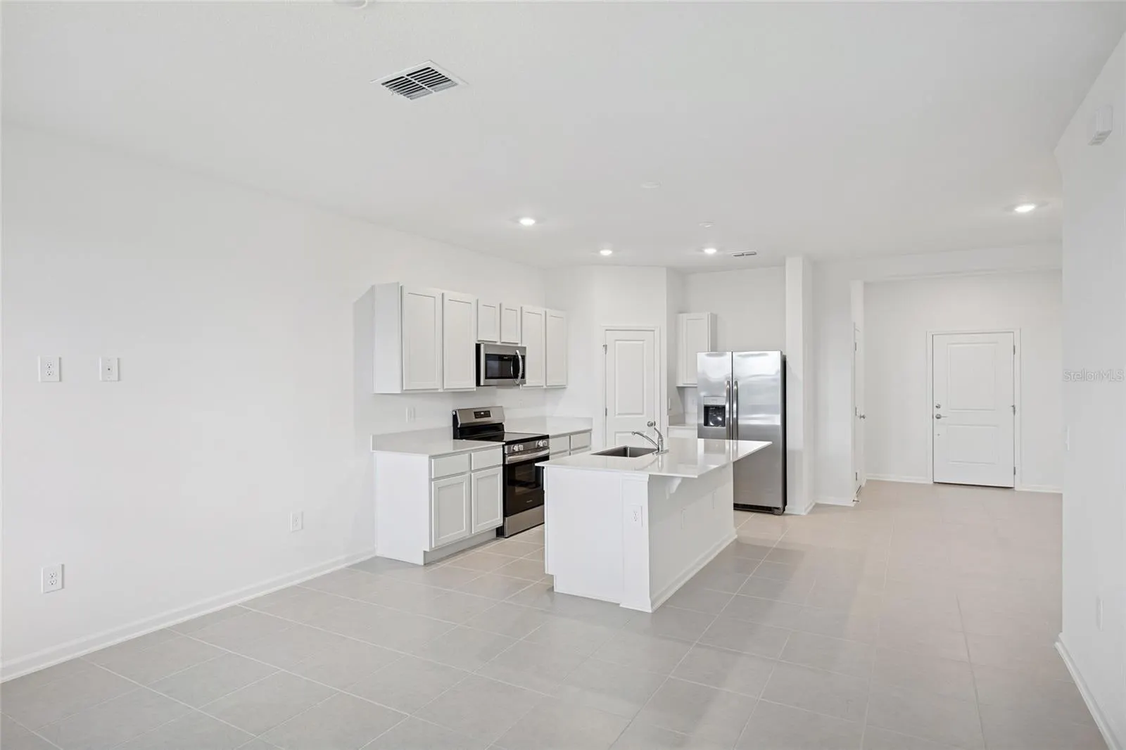 3007 MALOOF DR