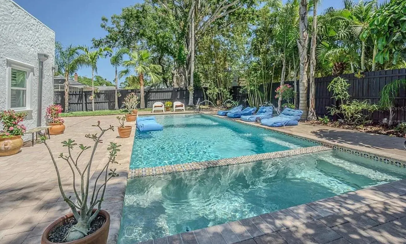 1175 JACKSON RD