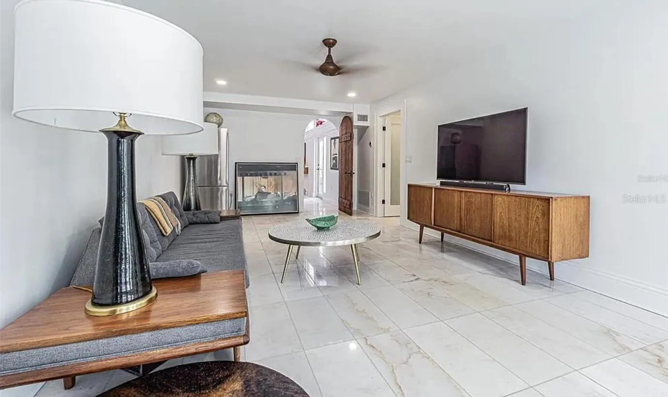 1175 JACKSON RD